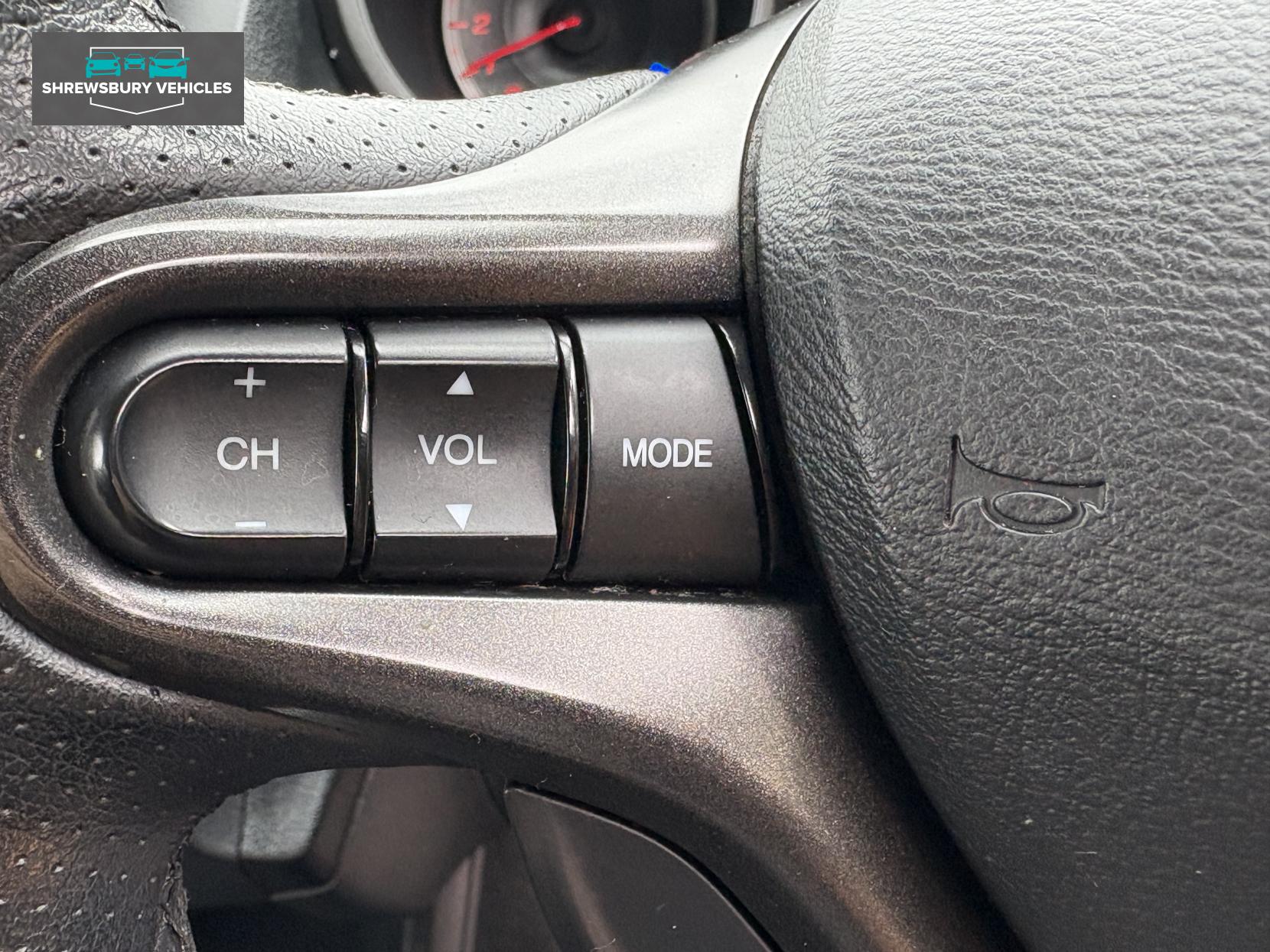 Honda Jazz 1.4 i-VTEC ES Plus Hatchback 5dr Petrol CVT Euro 5 (99 ps)