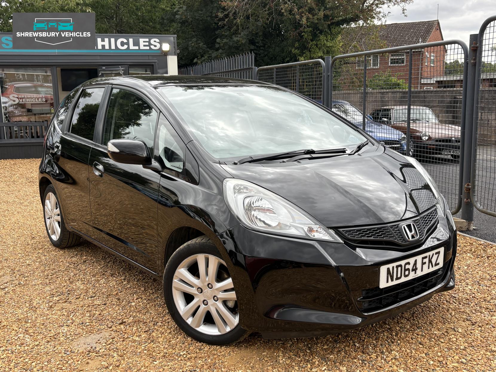 Honda Jazz 1.4 i-VTEC ES Plus Hatchback 5dr Petrol CVT Euro 5 (99 ps)