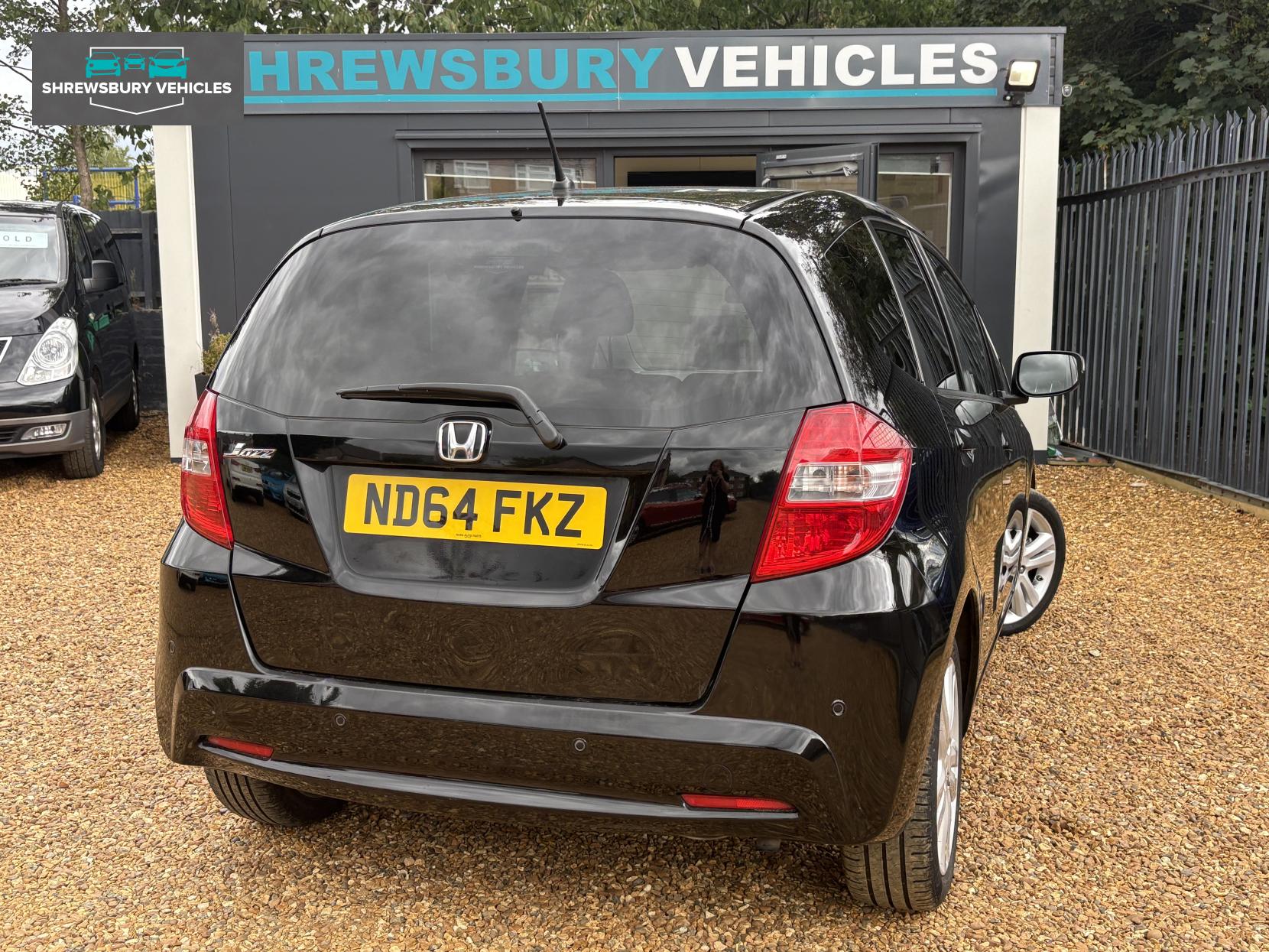 Honda Jazz 1.4 i-VTEC ES Plus Hatchback 5dr Petrol CVT Euro 5 (99 ps)