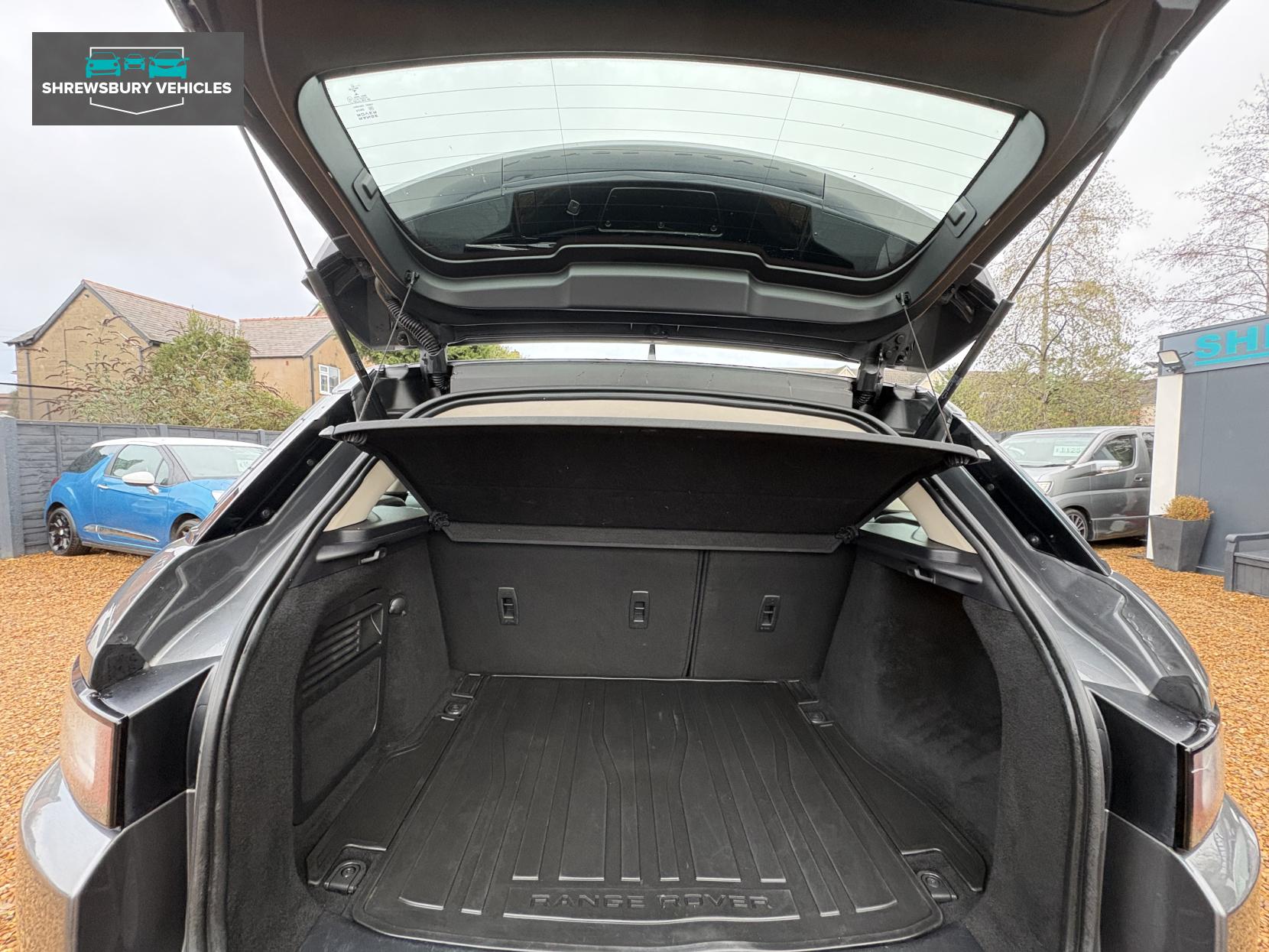 Land Rover Range Rover Evoque 2.0 TD4 SE SUV 5dr Diesel Manual 4WD Euro 6 (s/s) (180 ps)