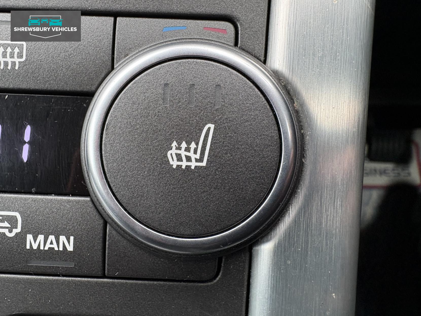 Land Rover Range Rover Evoque 2.0 TD4 SE SUV 5dr Diesel Manual 4WD Euro 6 (s/s) (180 ps)