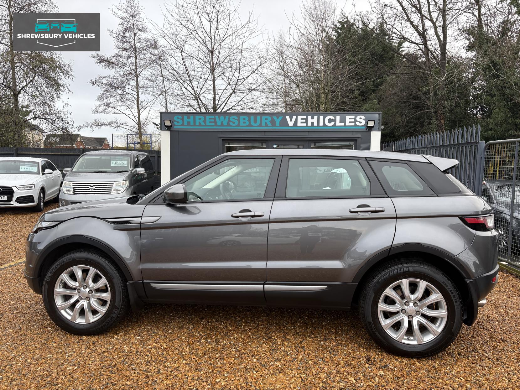 Land Rover Range Rover Evoque 2.0 TD4 SE SUV 5dr Diesel Manual 4WD Euro 6 (s/s) (180 ps)