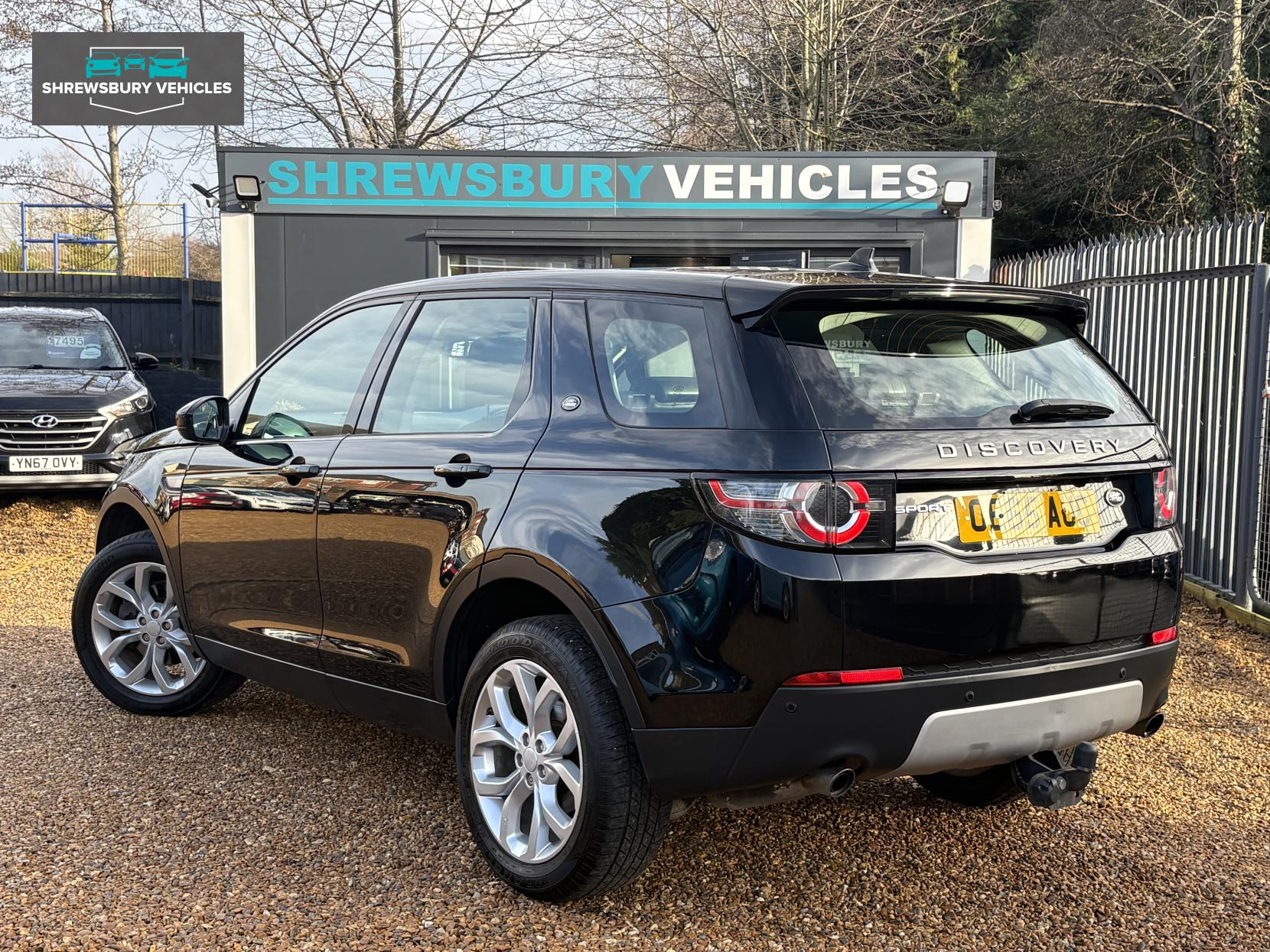 Land Rover Discovery Sport 2.0 TD4 HSE SUV 5dr Diesel Auto 4WD Euro 6 (s/s) (180 ps)