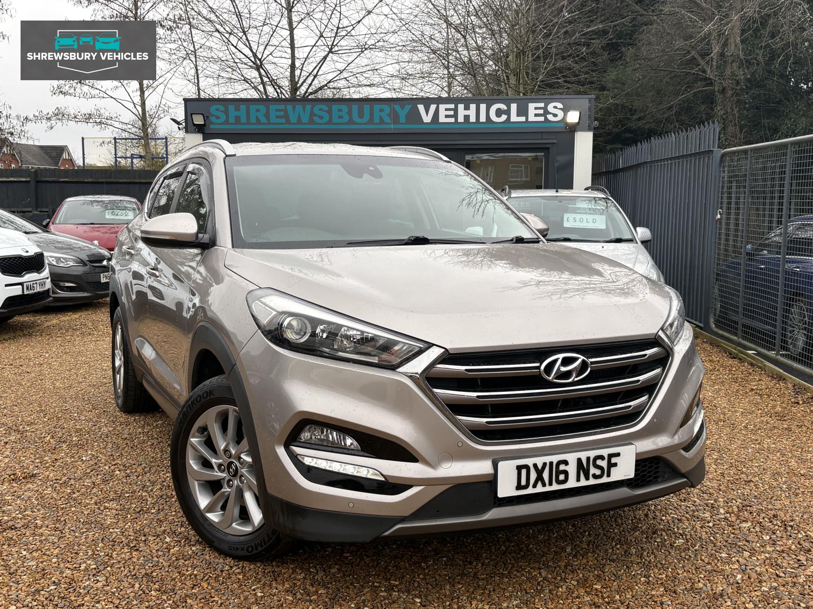 Hyundai TUCSON 1.7 CRDi Blue Drive Premium SUV 5dr Diesel Manual Euro 6 (s/s) (116 ps)