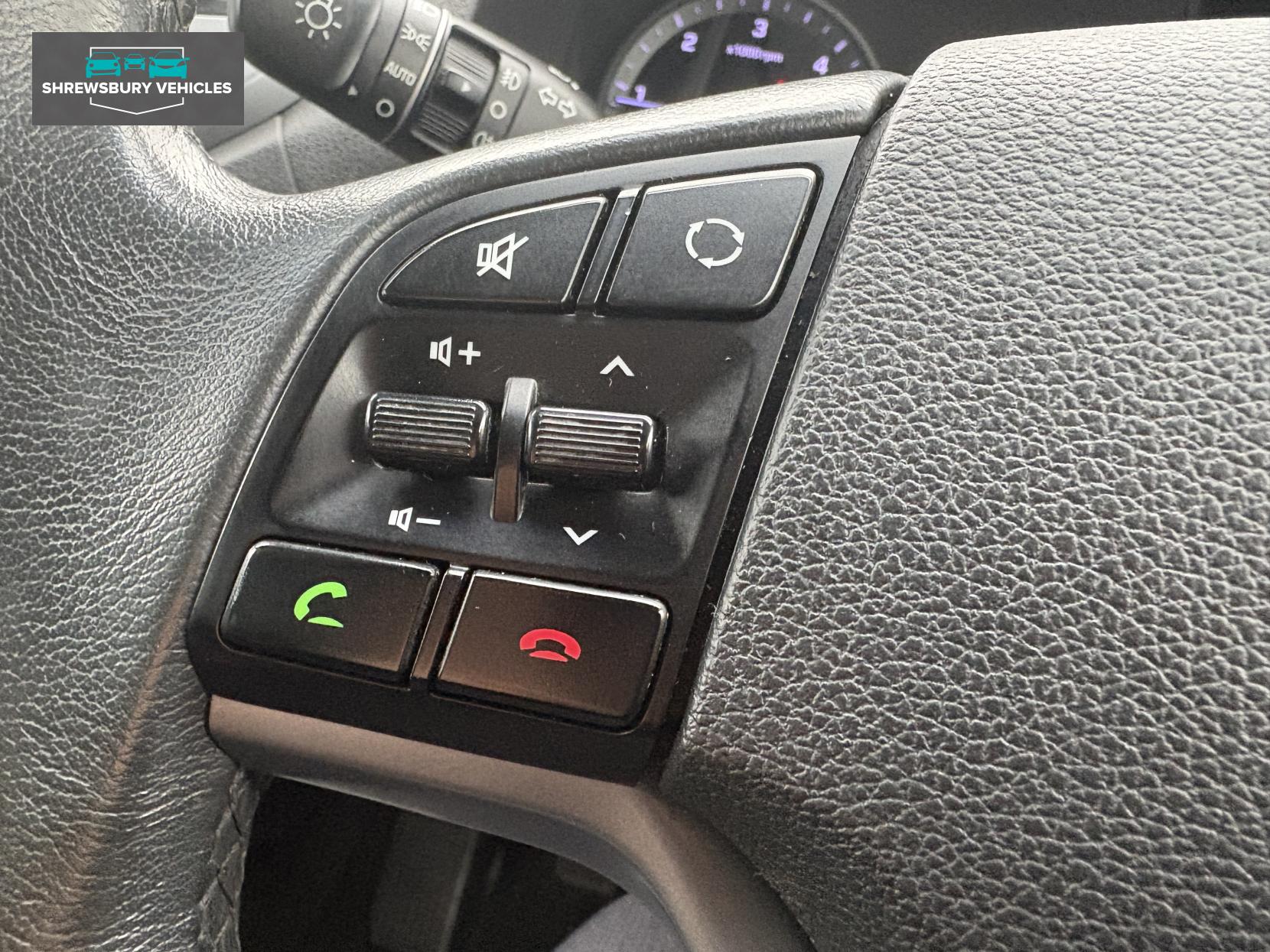 Hyundai TUCSON 1.7 CRDi Blue Drive Premium SUV 5dr Diesel Manual Euro 6 (s/s) (116 ps)