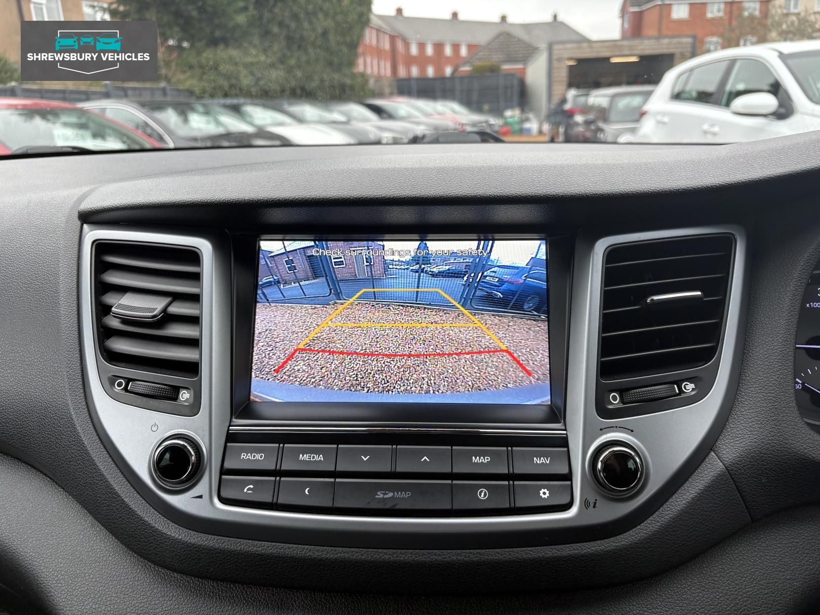 Hyundai TUCSON 1.7 CRDi Blue Drive Premium SUV 5dr Diesel Manual Euro 6 (s/s) (116 ps)