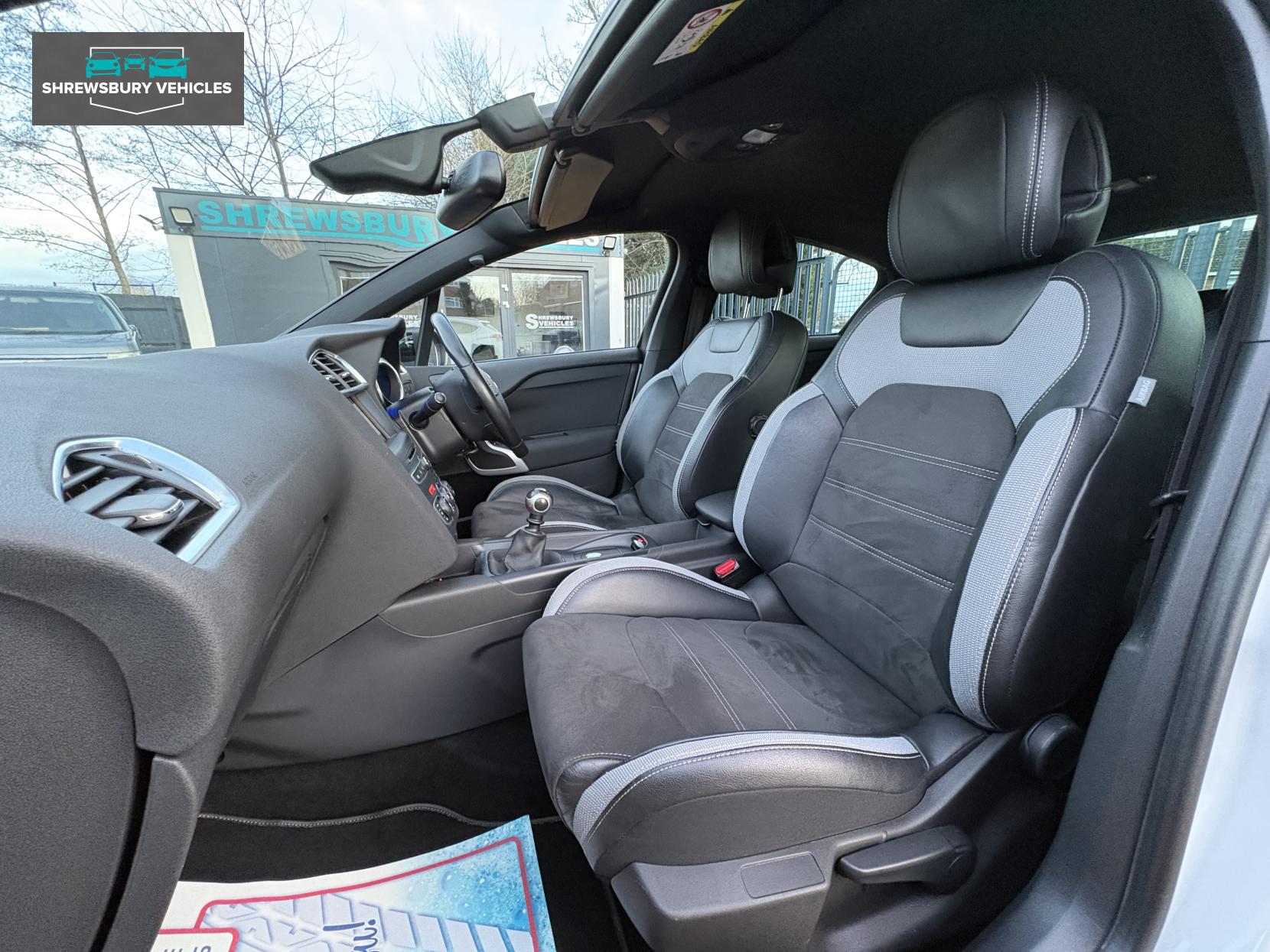 DS AUTOMOBILES DS 4 CROSSBACK 1.6 BlueHDi Crossback 5dr Diesel Manual Euro 6 (s/s) (120 ps)