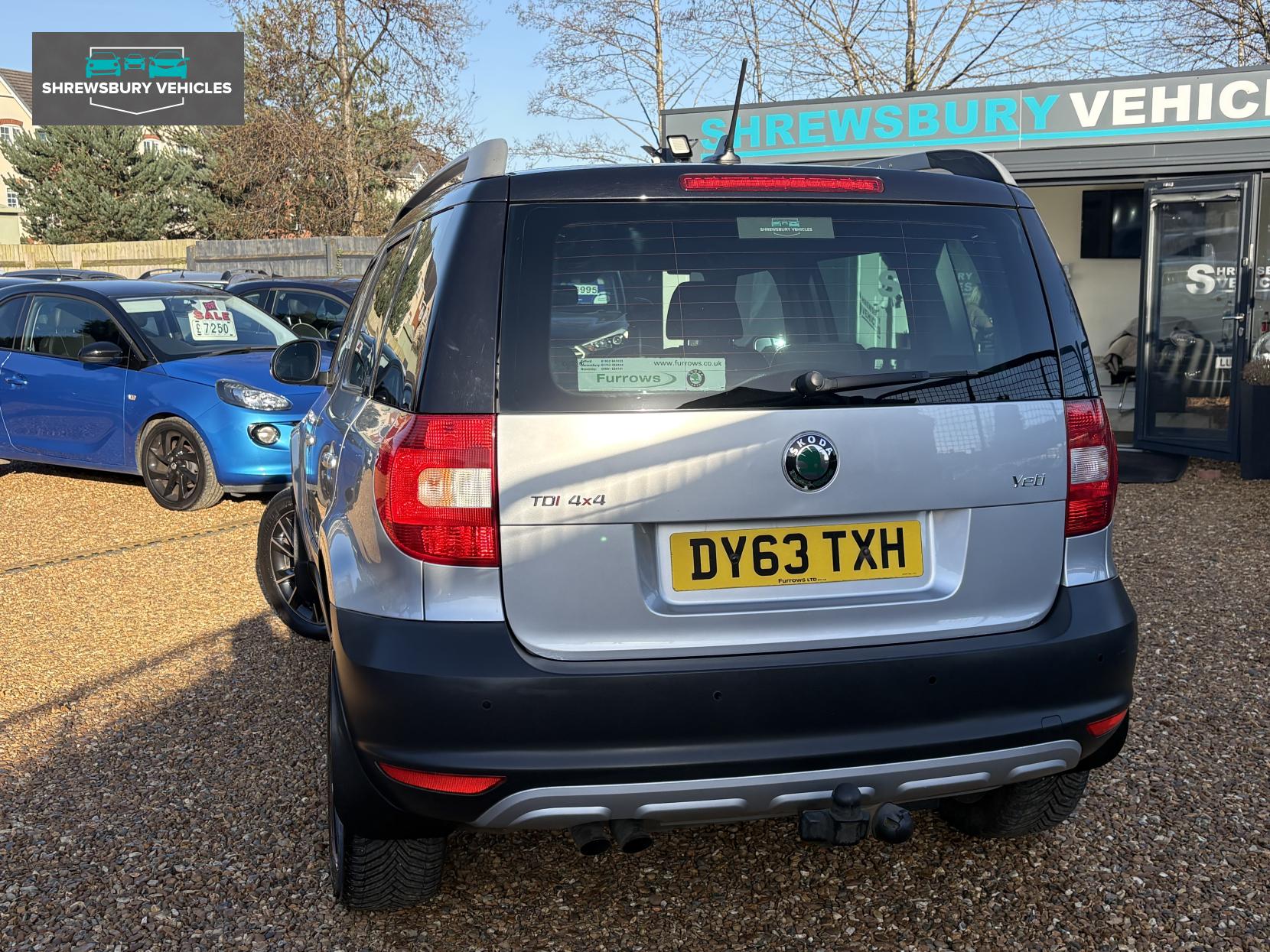 Skoda Yeti 2.0 TDI Adventure SUV 5dr Diesel Manual 4WD Euro 5 (140 ps)