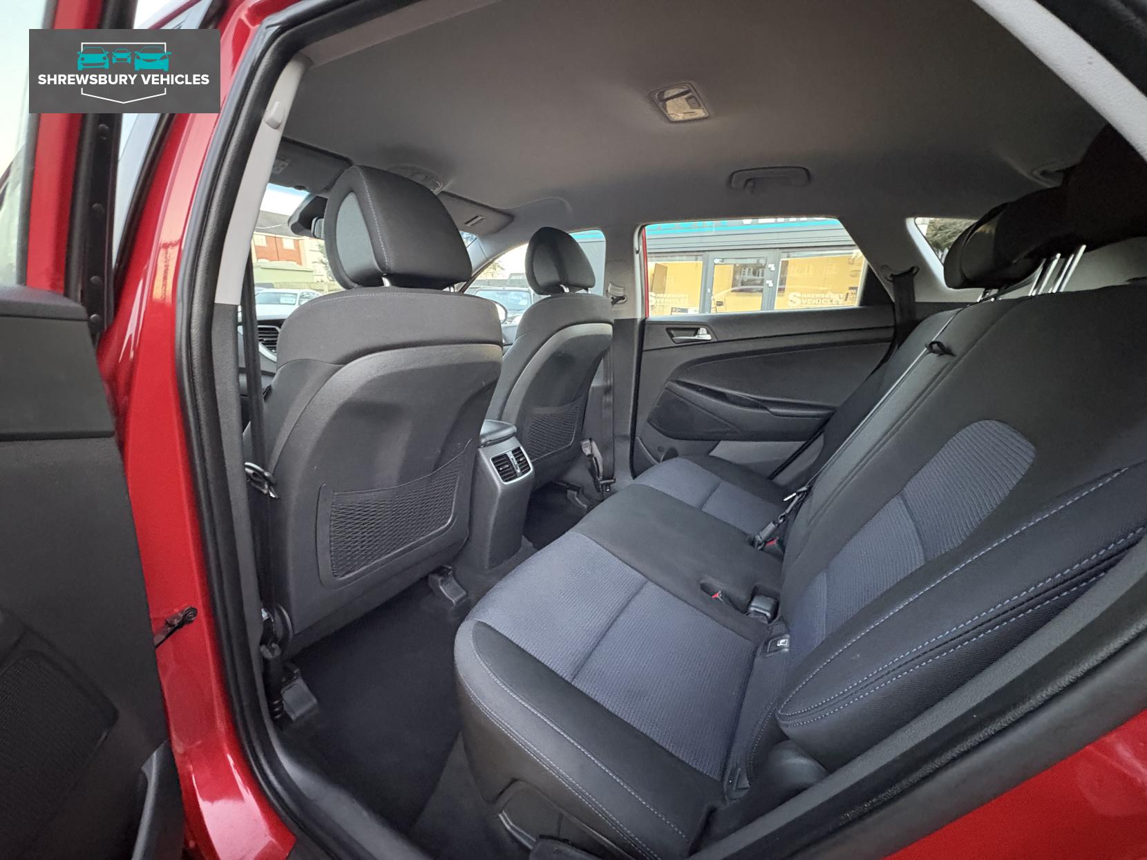 Hyundai TUCSON 1.6 GDi Blue Drive SE Nav SUV 5dr Petrol Manual Euro 6 (s/s) (132 ps)