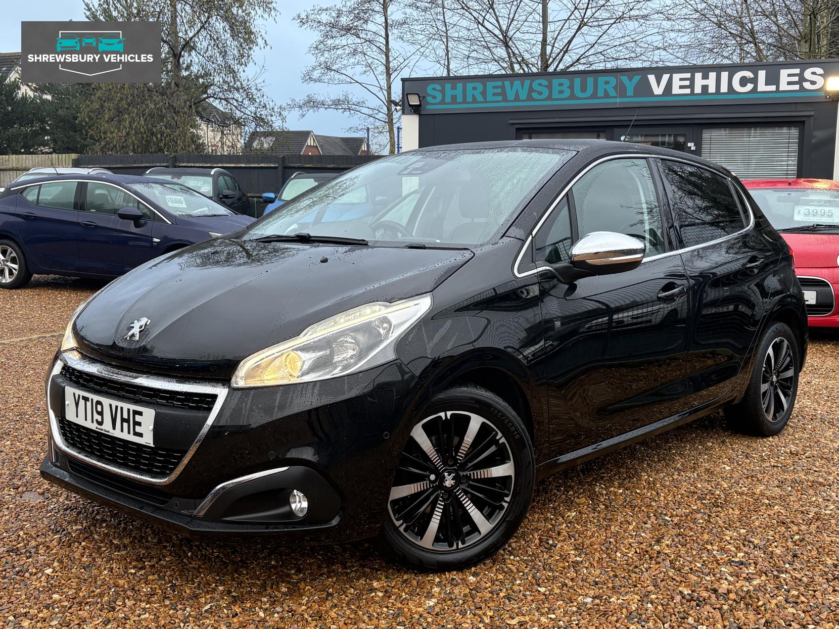 Peugeot 208 1.2 PureTech Tech Edition Hatchback 5dr Petrol Manual Euro 6 (s/s) (82 ps)