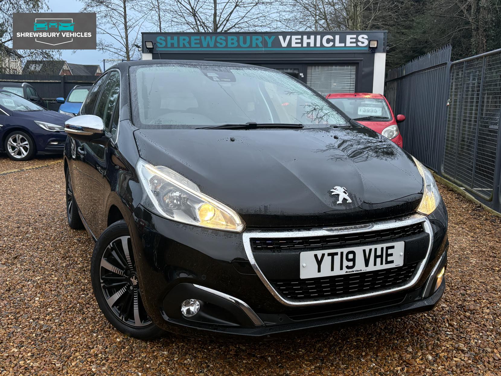 Peugeot 208 1.2 PureTech Tech Edition Hatchback 5dr Petrol Manual Euro 6 (s/s) (82 ps)
