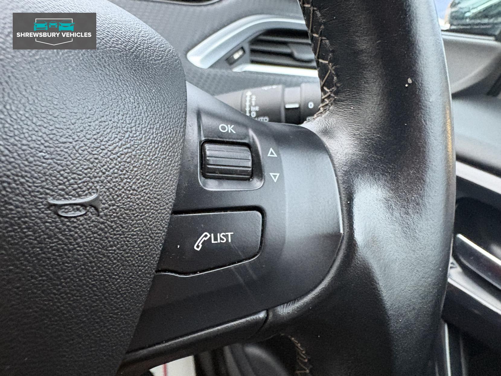 Peugeot 208 1.2 PureTech Tech Edition Hatchback 5dr Petrol Manual Euro 6 (s/s) (82 ps)