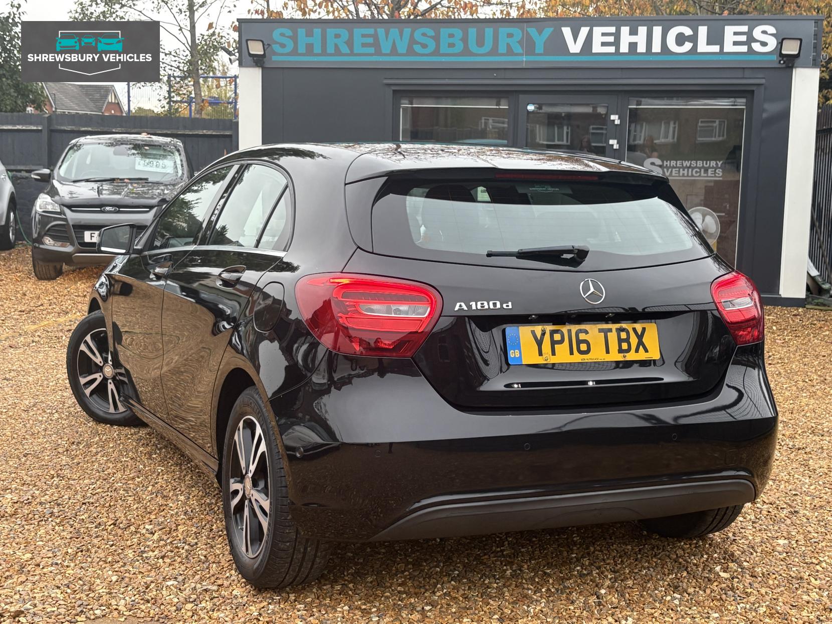 Mercedes-Benz A Class 1.5 A180d SE (Executive) Hatchback 5dr Diesel Manual Euro 6 (s/s) (109 ps)