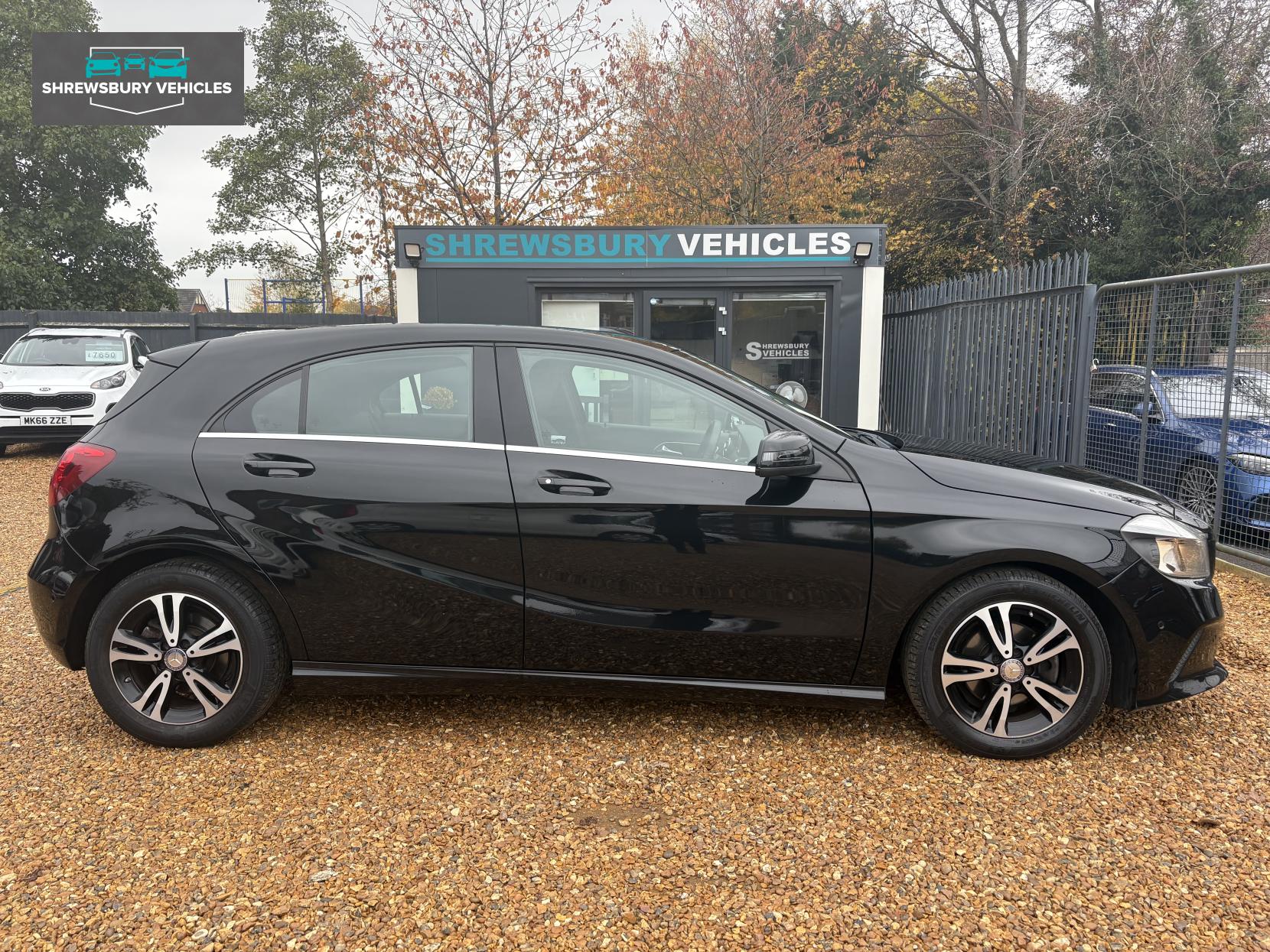 Mercedes-Benz A Class 1.5 A180d SE (Executive) Hatchback 5dr Diesel Manual Euro 6 (s/s) (109 ps)