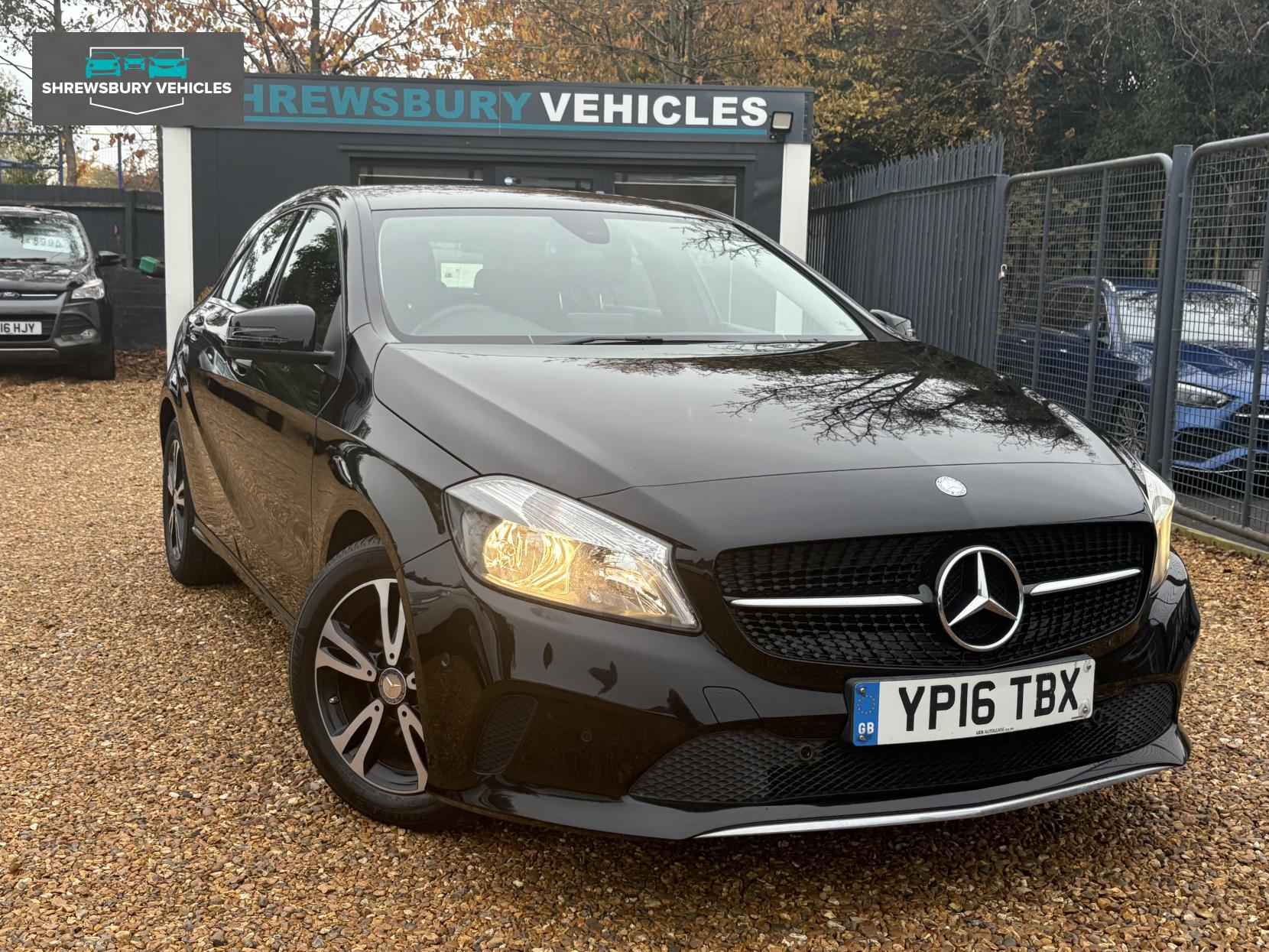 Mercedes-Benz A Class 1.5 A180d SE (Executive) Hatchback 5dr Diesel Manual Euro 6 (s/s) (109 ps)