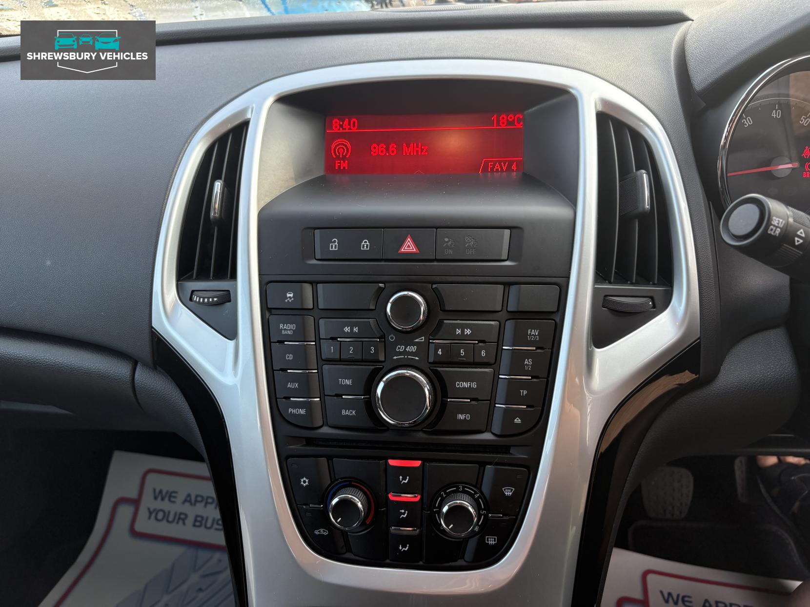Vauxhall Astra 1.6 16v SRi Hatchback 5dr Petrol Manual Euro 5 (115 ps)