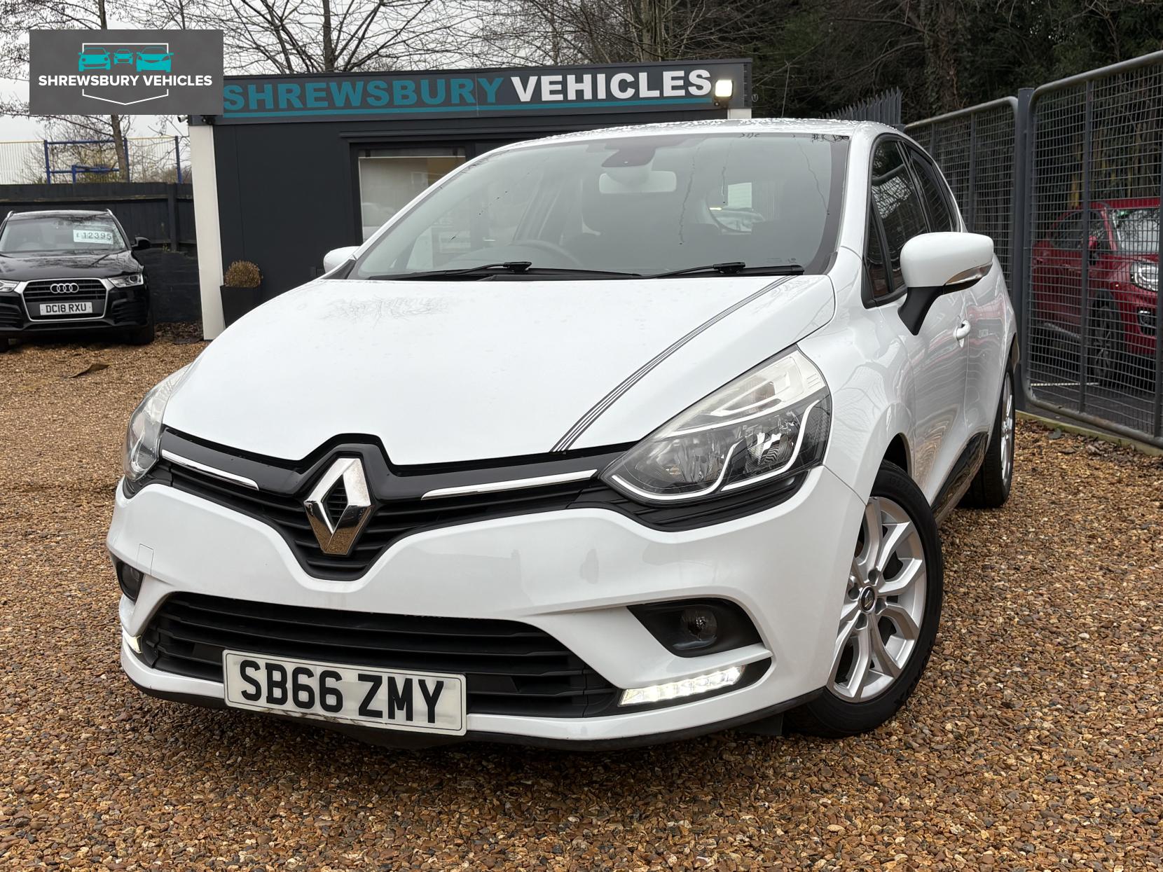 Renault Clio 0.9 TCe Dynamique Nav Hatchback 5dr Petrol Manual Euro 6 (s/s) (90 ps)