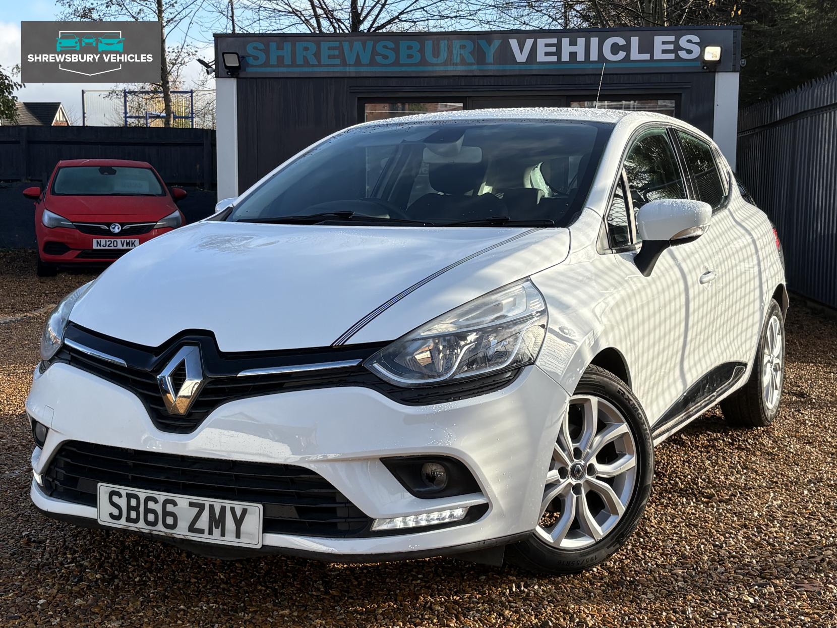 Renault Clio 0.9 TCe Dynamique Nav Hatchback 5dr Petrol Manual Euro 6 (s/s) (90 ps)