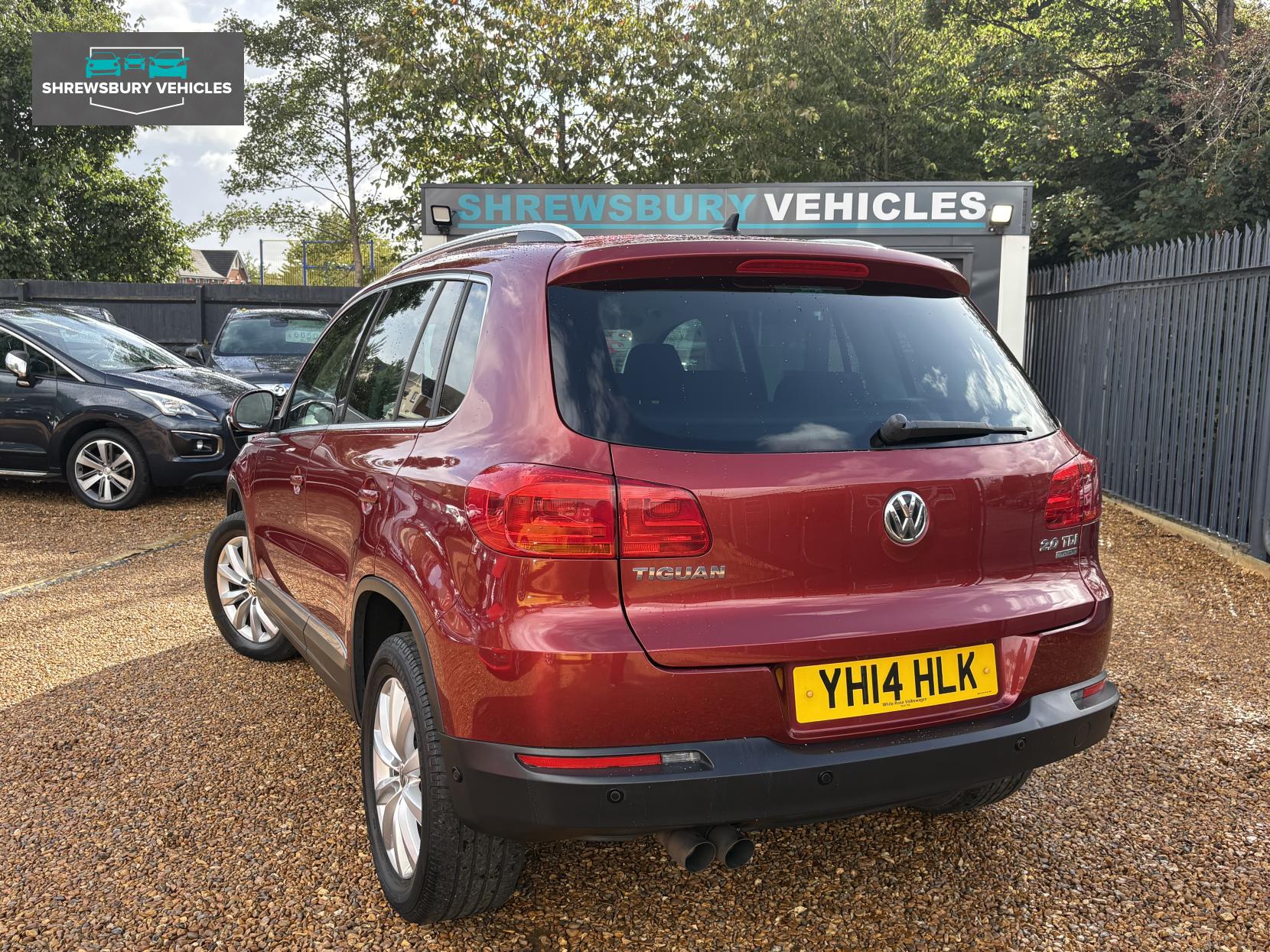 Volkswagen Tiguan 2.0 TDI BlueMotion Tech Match SUV 5dr Diesel DSG 4WD Euro 5 (s/s) (140 ps)