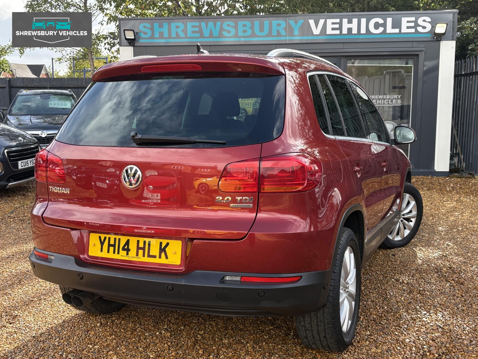 Volkswagen Tiguan 2.0 TDI BlueMotion Tech Match SUV 5dr Diesel DSG 4WD Euro 5 (s/s) (140 ps)