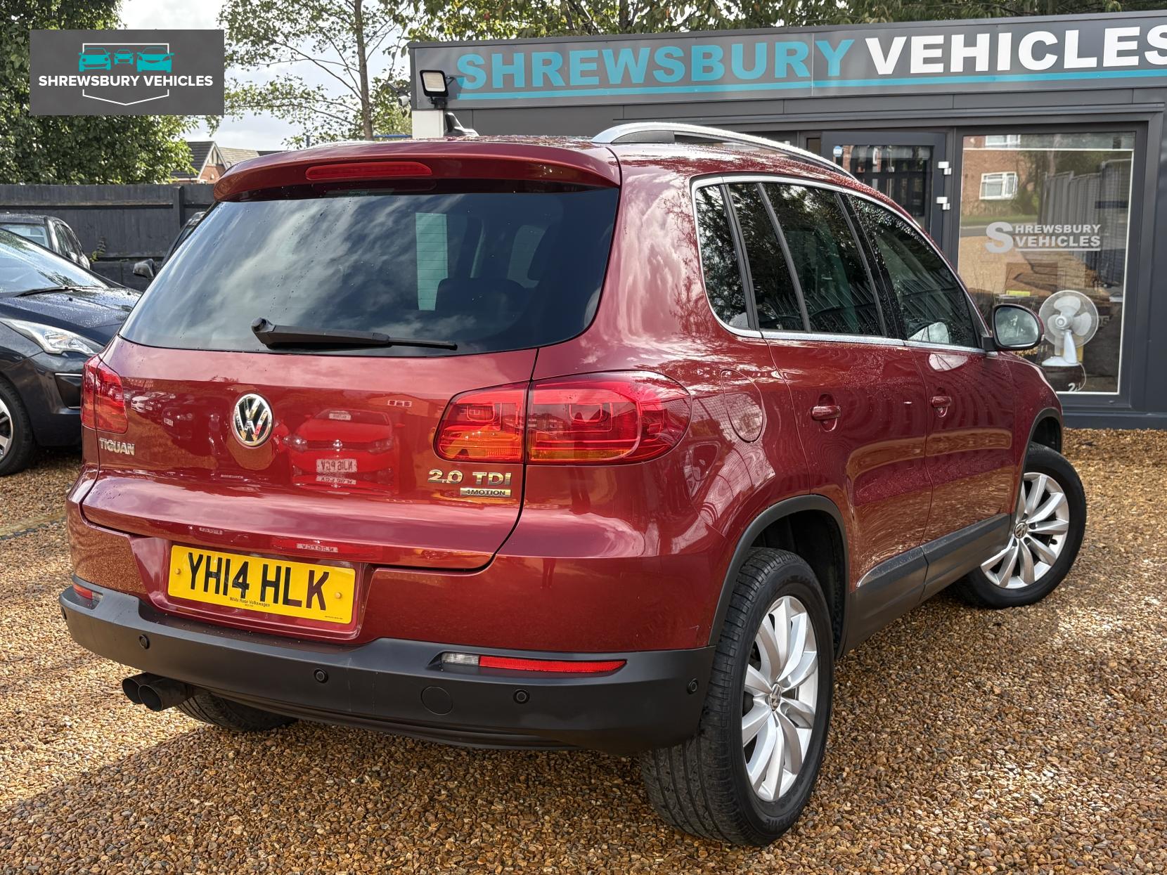Volkswagen Tiguan 2.0 TDI BlueMotion Tech Match SUV 5dr Diesel DSG 4WD Euro 5 (s/s) (140 ps)