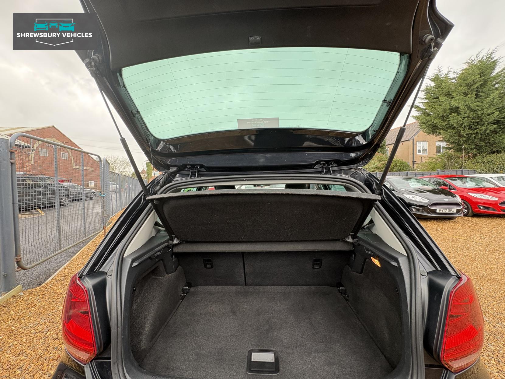 Volkswagen Polo 1.2 TSI BlueMotion Tech SE Design Hatchback 5dr Petrol Manual Euro 6 (s/s) (90 ps)