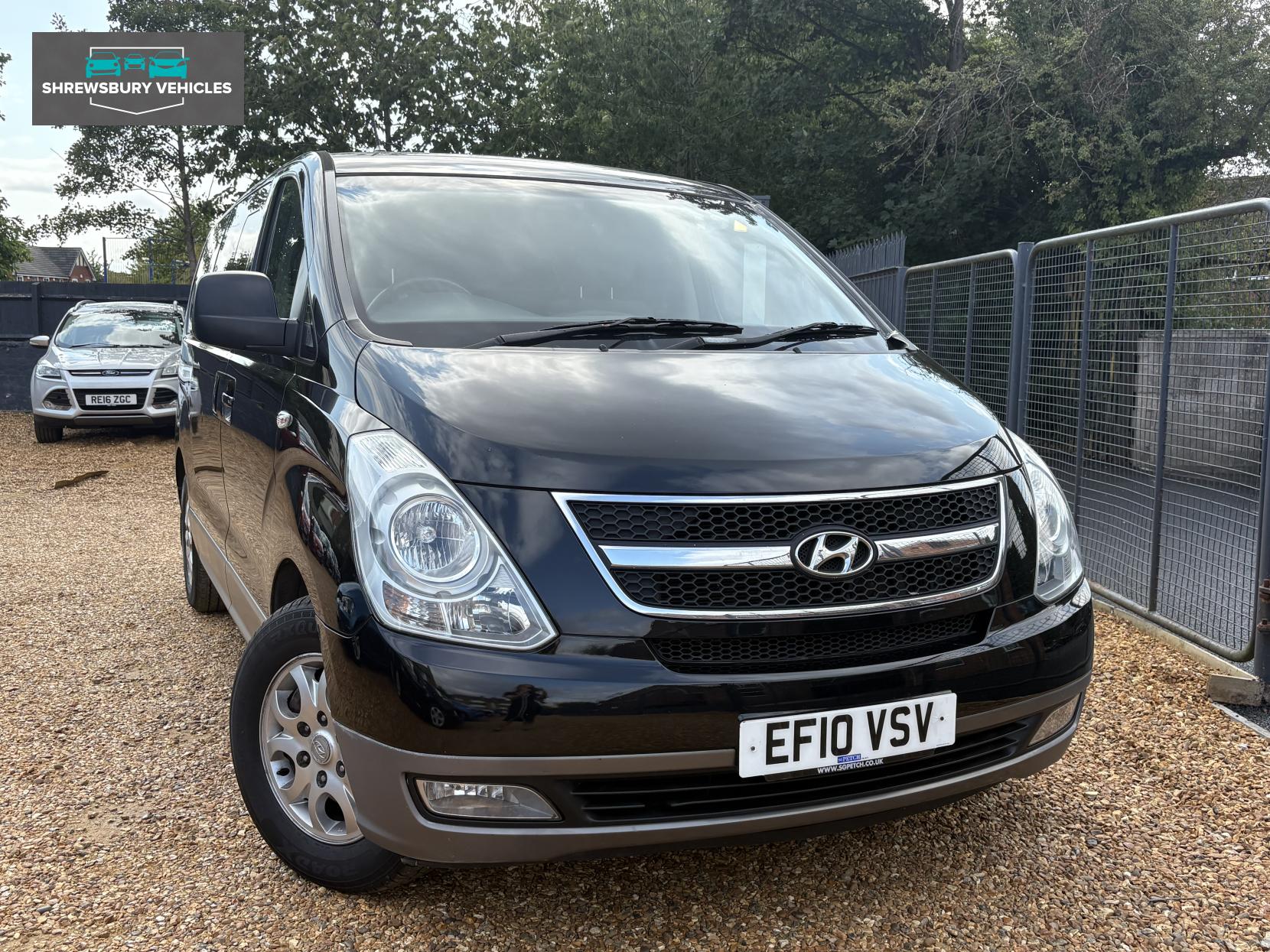 Hyundai i800 2.5 CRDi Style MPV 5dr Diesel Manual Euro 4 (168 bhp)