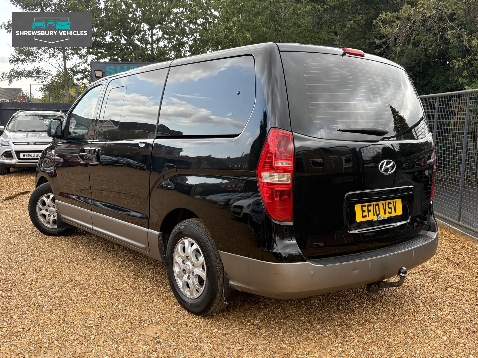 Hyundai i800 2.5 CRDi Style MPV 5dr Diesel Manual Euro 4 (168 bhp)