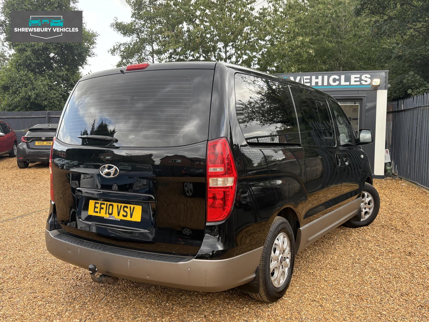 Hyundai i800 2.5 CRDi Style MPV 5dr Diesel Manual Euro 4 (168 bhp)