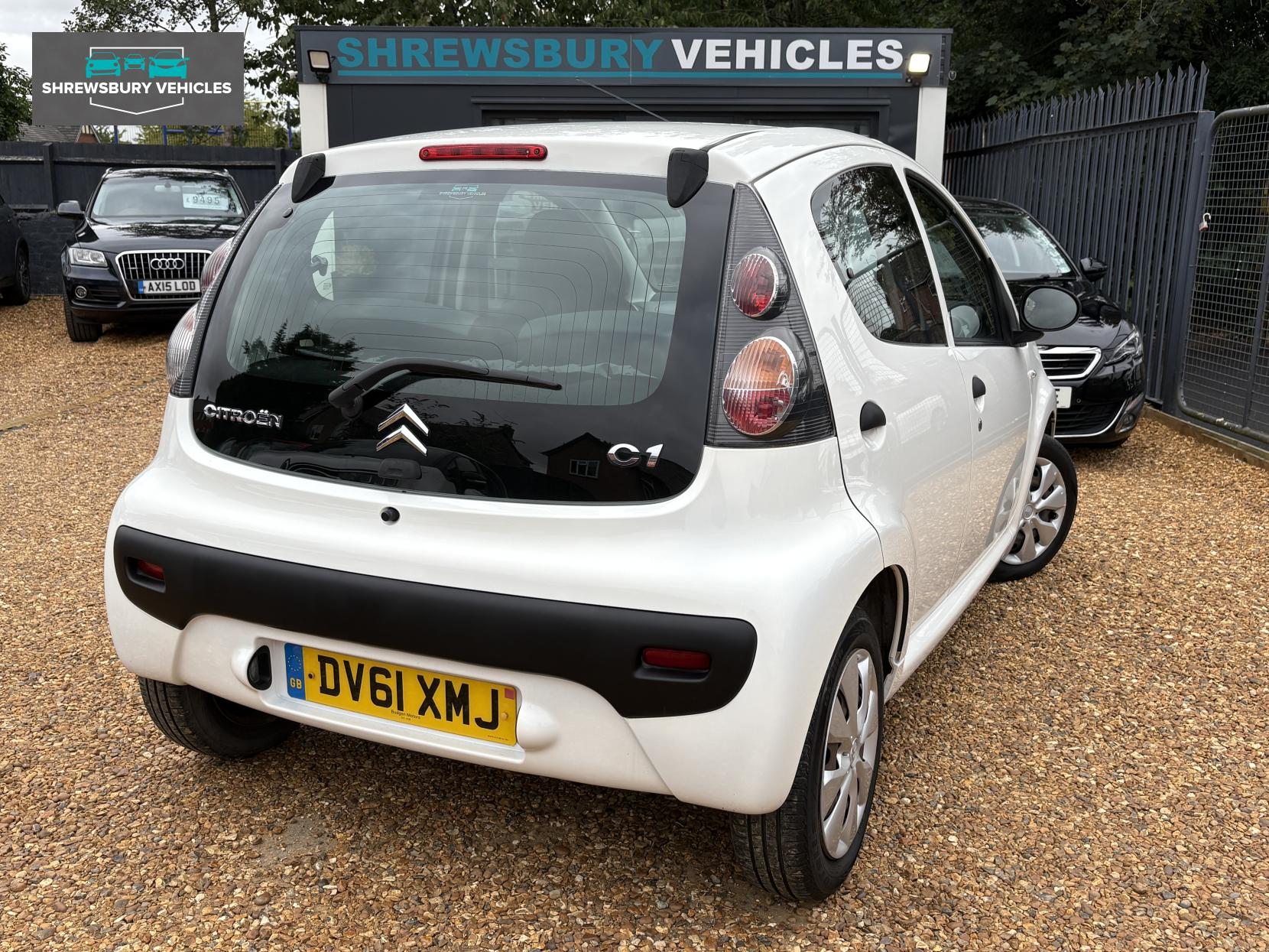 Citroen C1 1.0i VTR Hatchback 5dr Petrol Manual Euro 5 (68 ps)