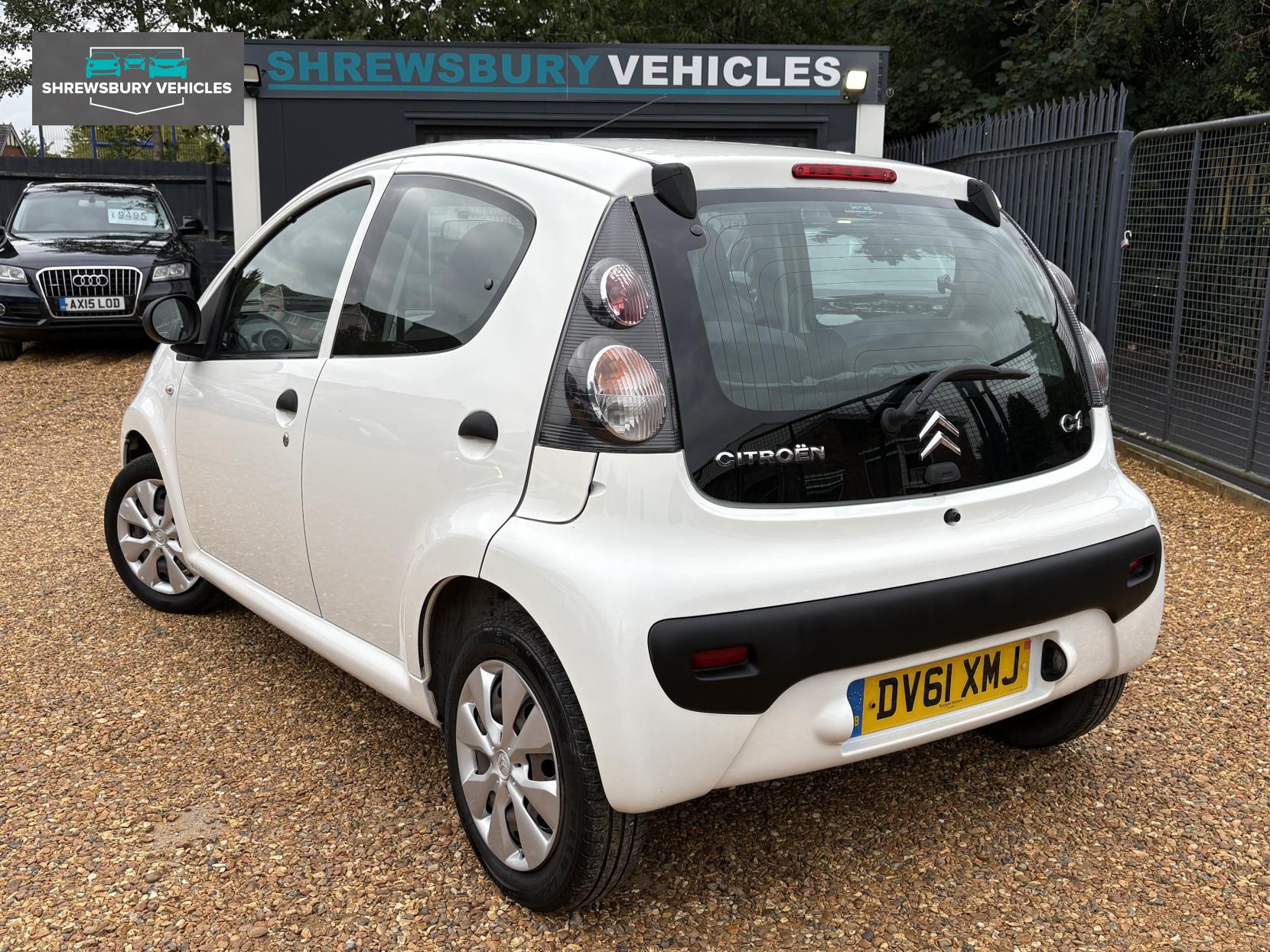 Citroen C1 1.0i VTR Hatchback 5dr Petrol Manual Euro 5 (68 ps)
