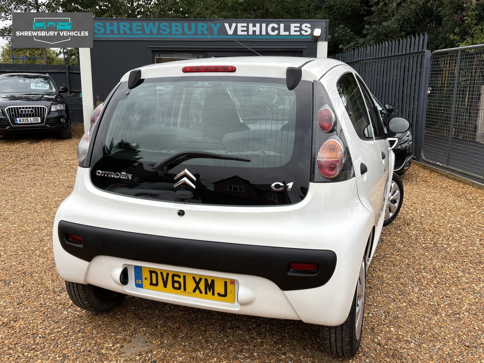 Citroen C1 1.0i VTR Hatchback 5dr Petrol Manual Euro 5 (68 ps)