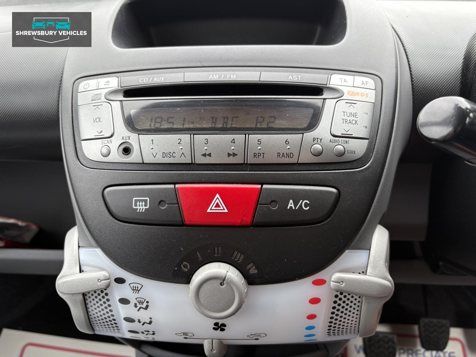 Citroen C1 1.0i VTR Hatchback 5dr Petrol Manual Euro 5 (68 ps)