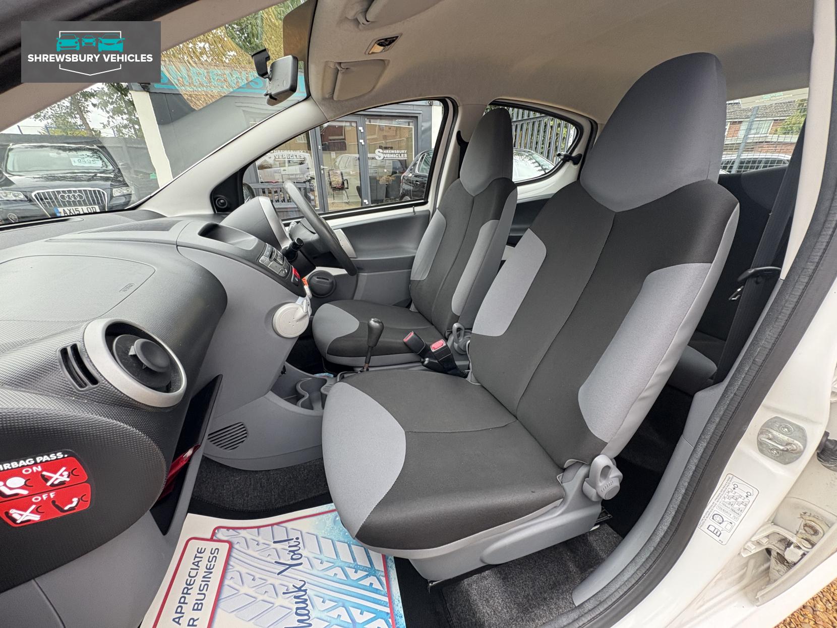 Citroen C1 1.0i VTR Hatchback 5dr Petrol Manual Euro 5 (68 ps)