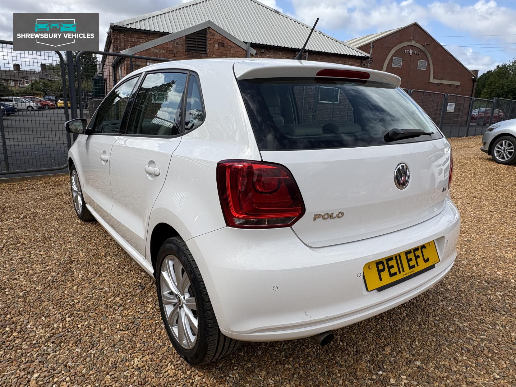 Volkswagen Polo 1.4 SEL Hatchback 5dr Petrol DSG Euro 5 (85 ps)