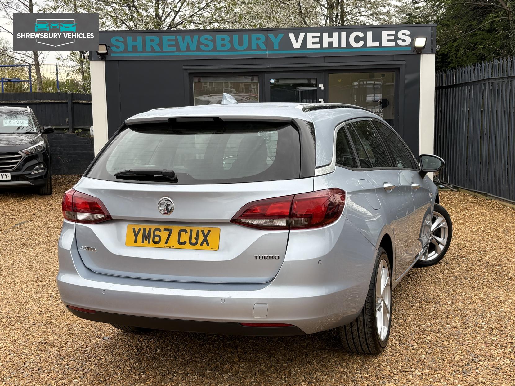 Vauxhall Astra 1.4i Turbo SRi Nav Sports Tourer 5dr Petrol Manual Euro 6 (150 ps)