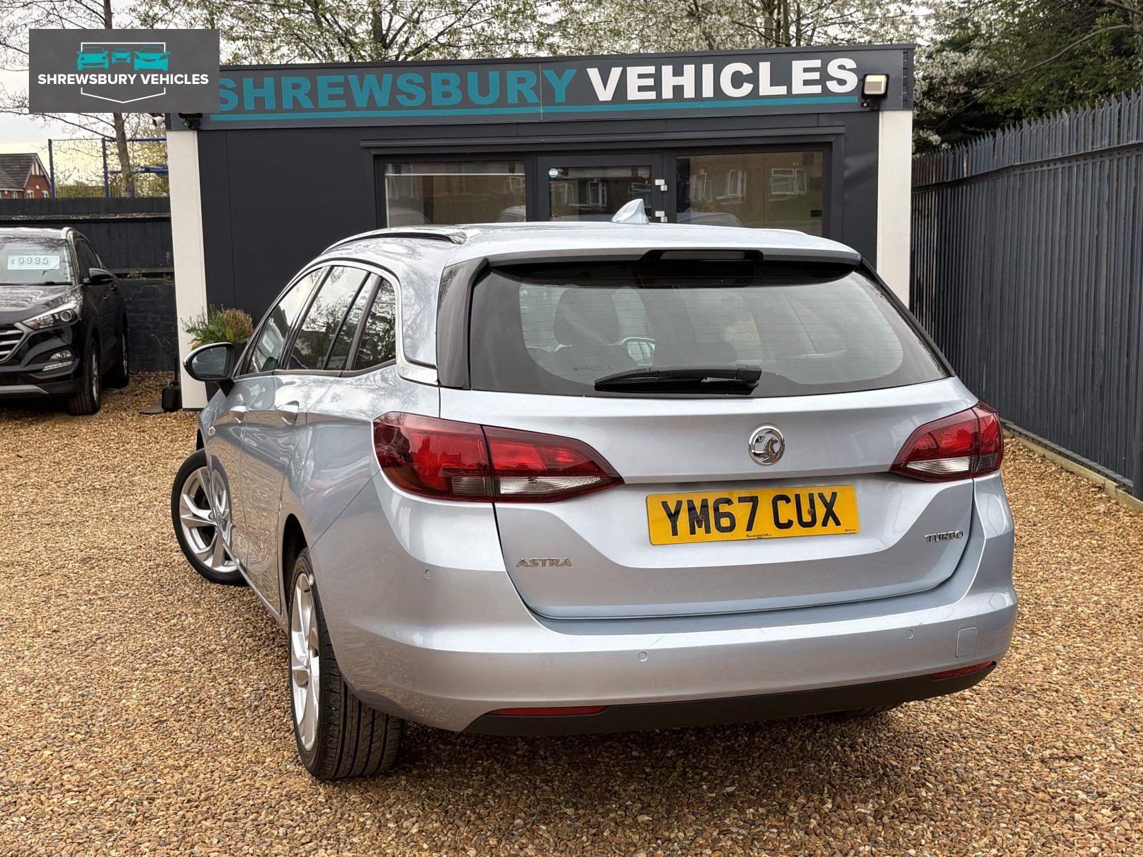 Vauxhall Astra 1.4i Turbo SRi Nav Sports Tourer 5dr Petrol Manual Euro 6 (150 ps)