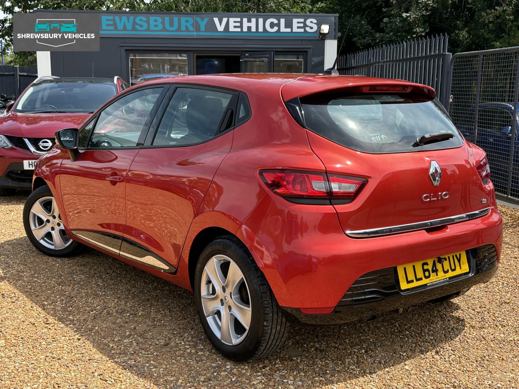 Renault Clio 0.9 TCe Dynamique MediaNav Hatchback 5dr Petrol Manual Euro 5 (s/s) (90 ps)