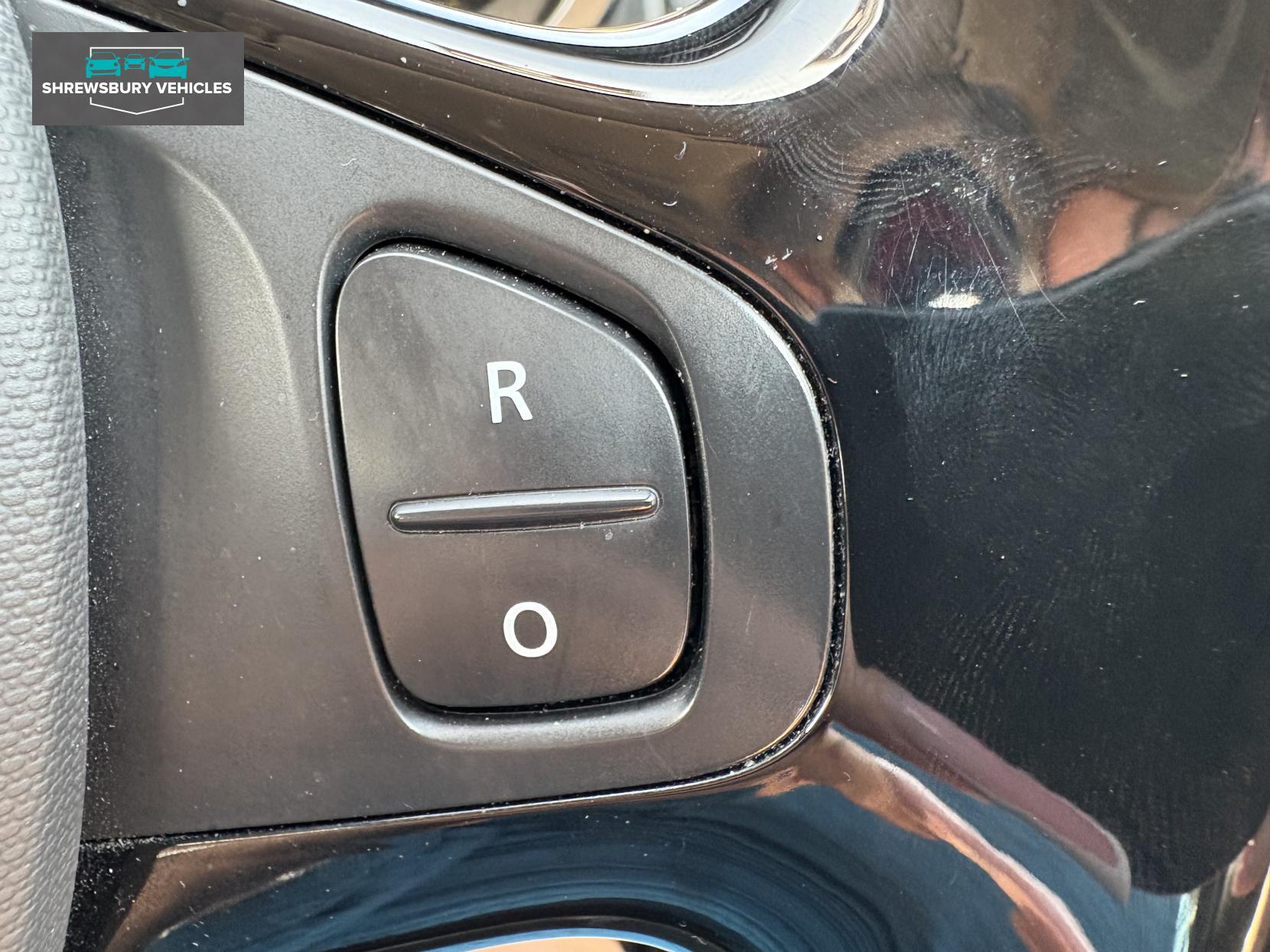 Renault Clio 0.9 TCe Dynamique MediaNav Hatchback 5dr Petrol Manual Euro 5 (s/s) (90 ps)