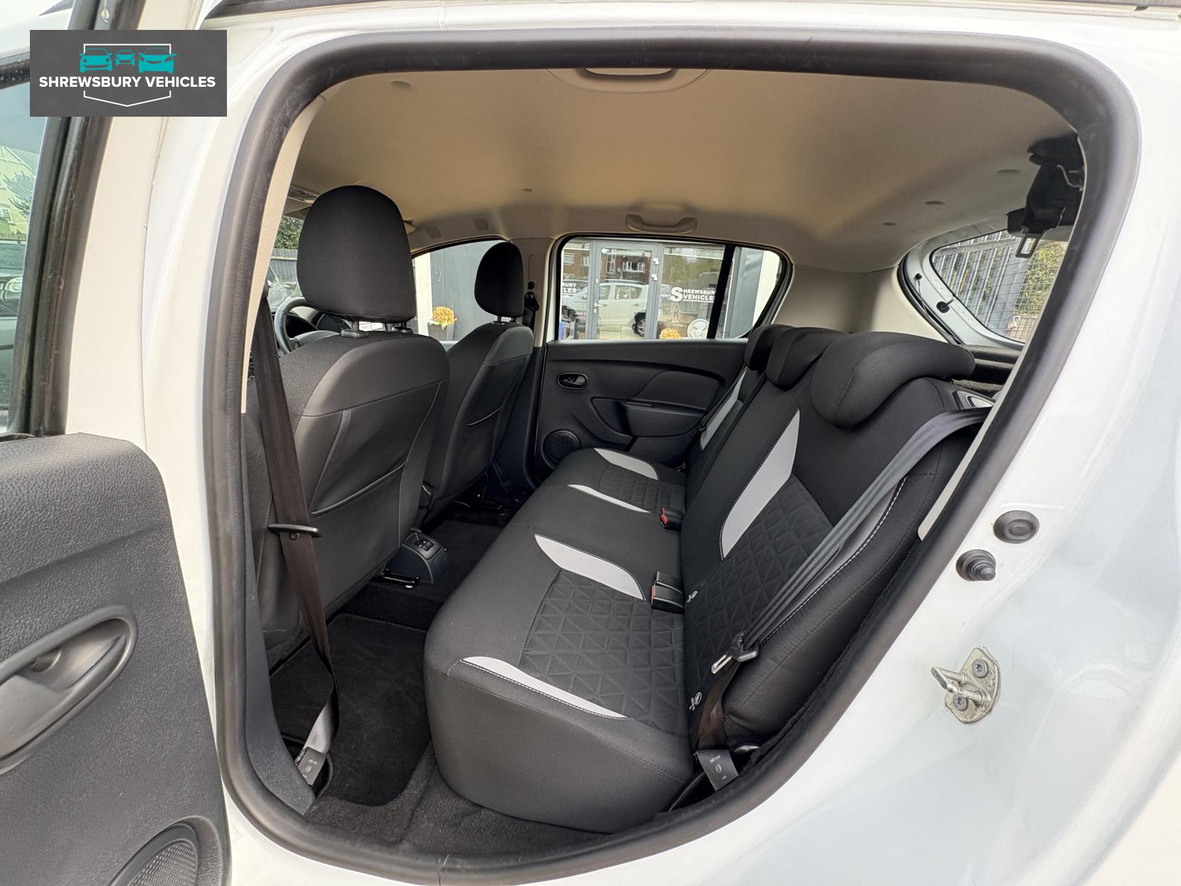 Dacia Sandero Stepway 0.9 TCe Laureate Hatchback 5dr Petrol Manual Euro 6 (s/s) (90 ps)