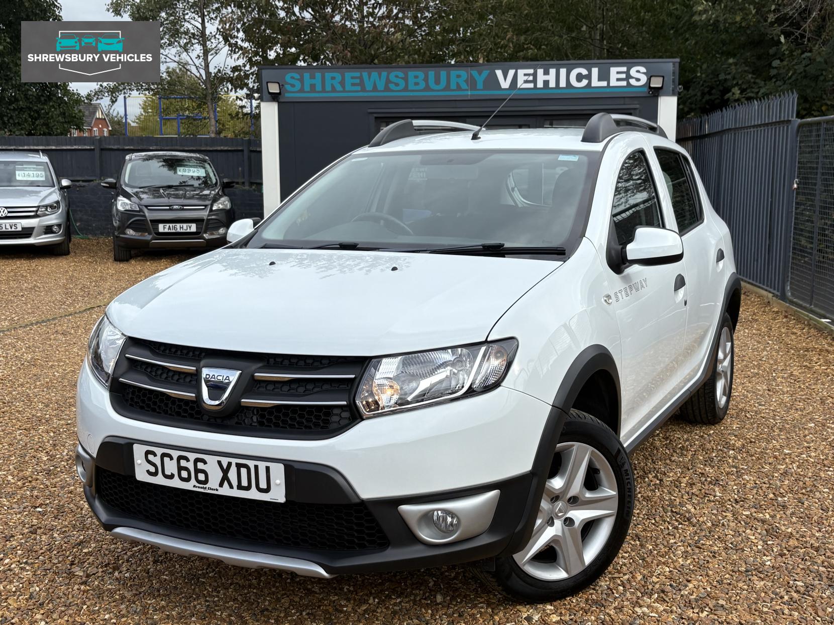 Dacia Sandero Stepway 0.9 TCe Laureate Hatchback 5dr Petrol Manual Euro 6 (s/s) (90 ps)