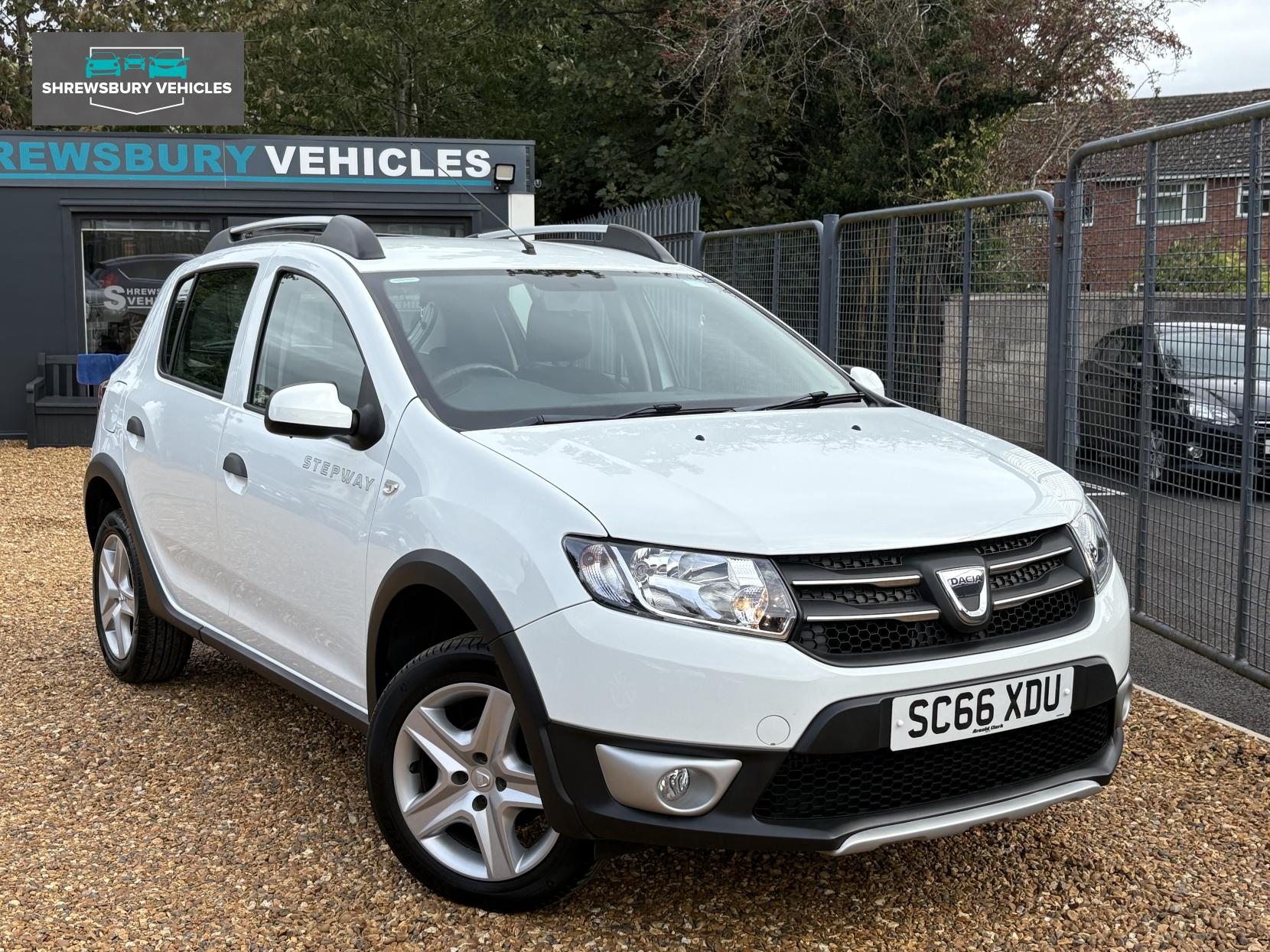 Dacia Sandero Stepway 0.9 TCe Laureate Hatchback 5dr Petrol Manual Euro 6 (s/s) (90 ps)