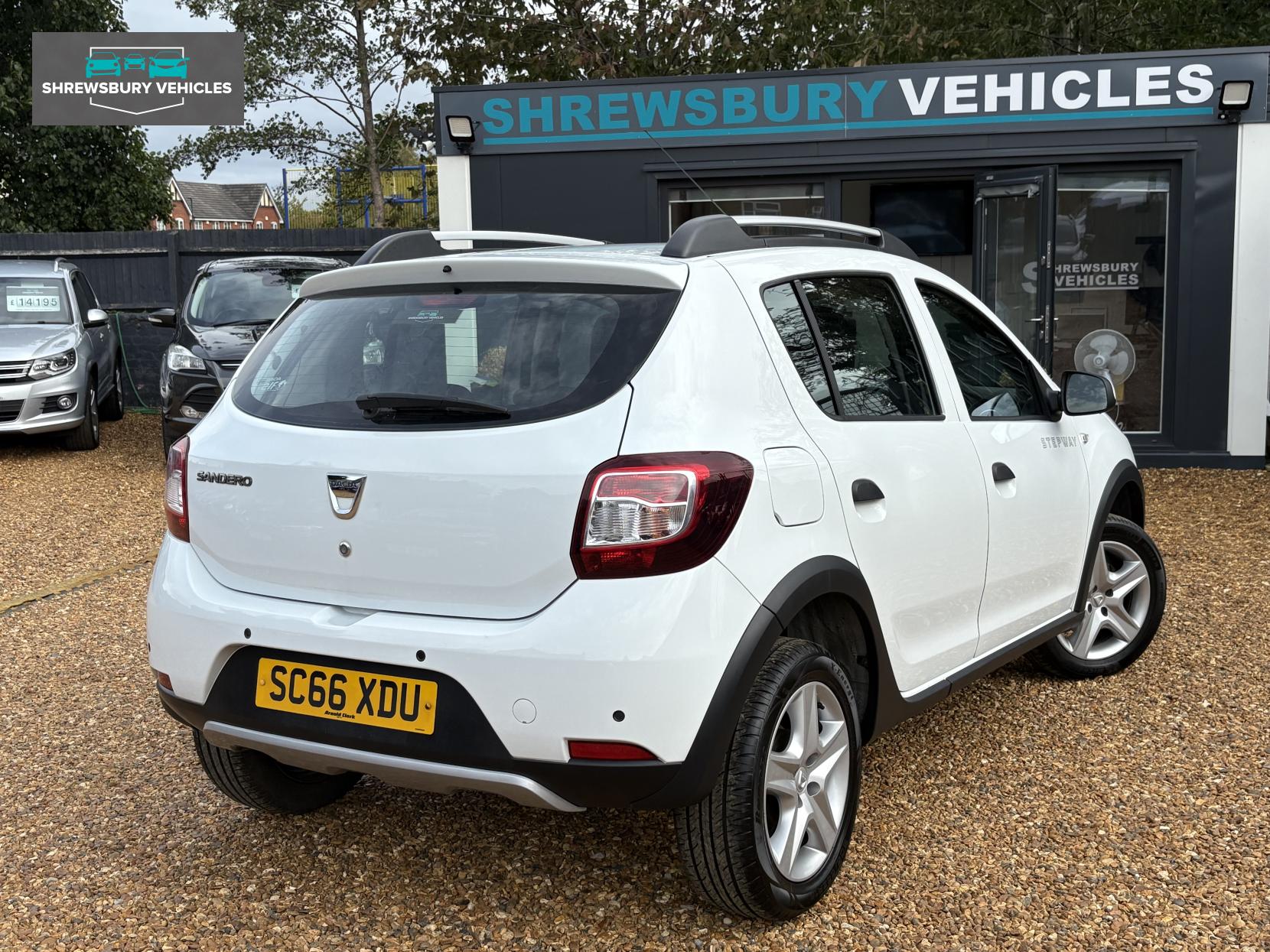 Dacia Sandero Stepway 0.9 TCe Laureate Hatchback 5dr Petrol Manual Euro 6 (s/s) (90 ps)