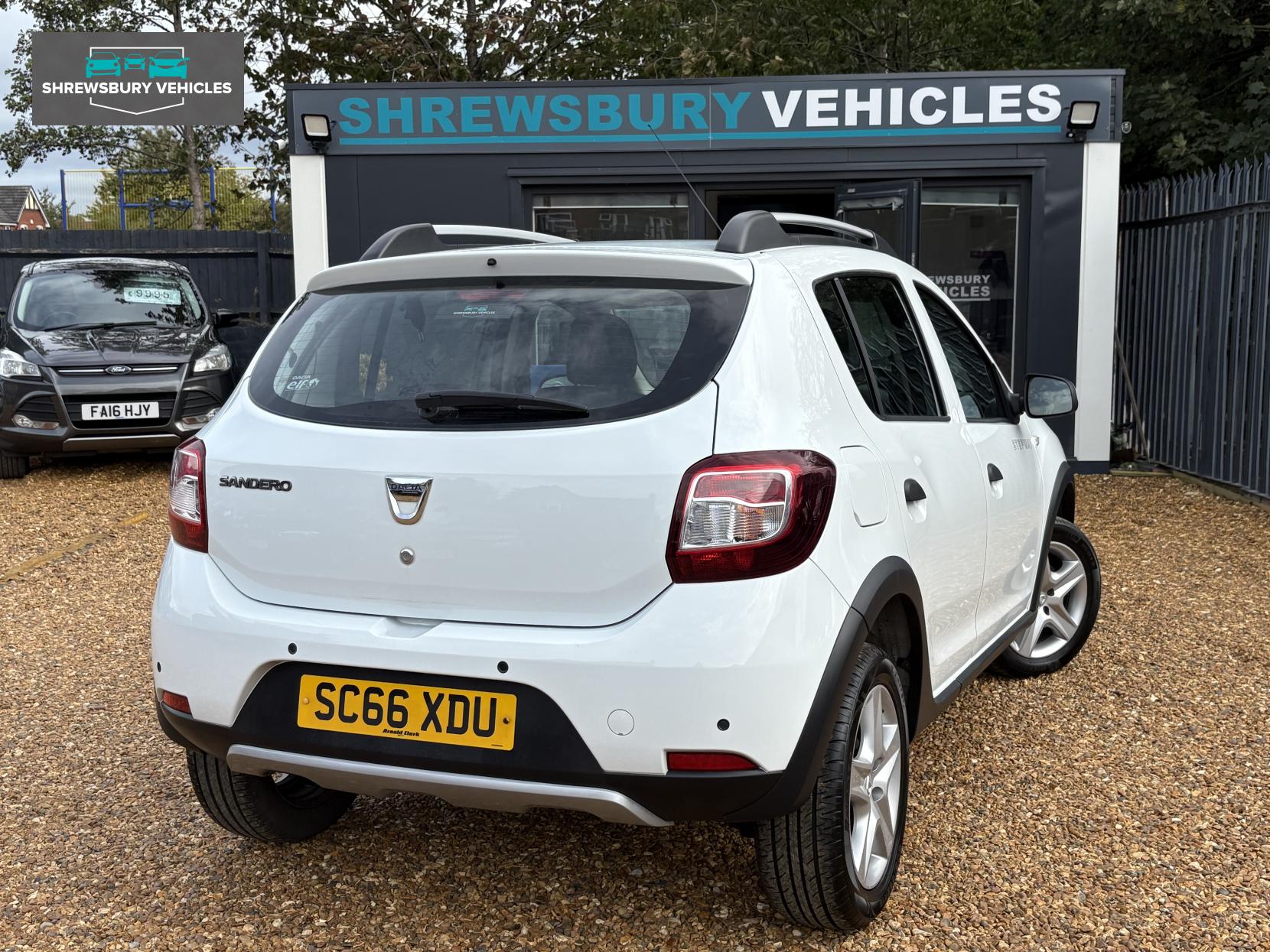 Dacia Sandero Stepway 0.9 TCe Laureate Hatchback 5dr Petrol Manual Euro 6 (s/s) (90 ps)