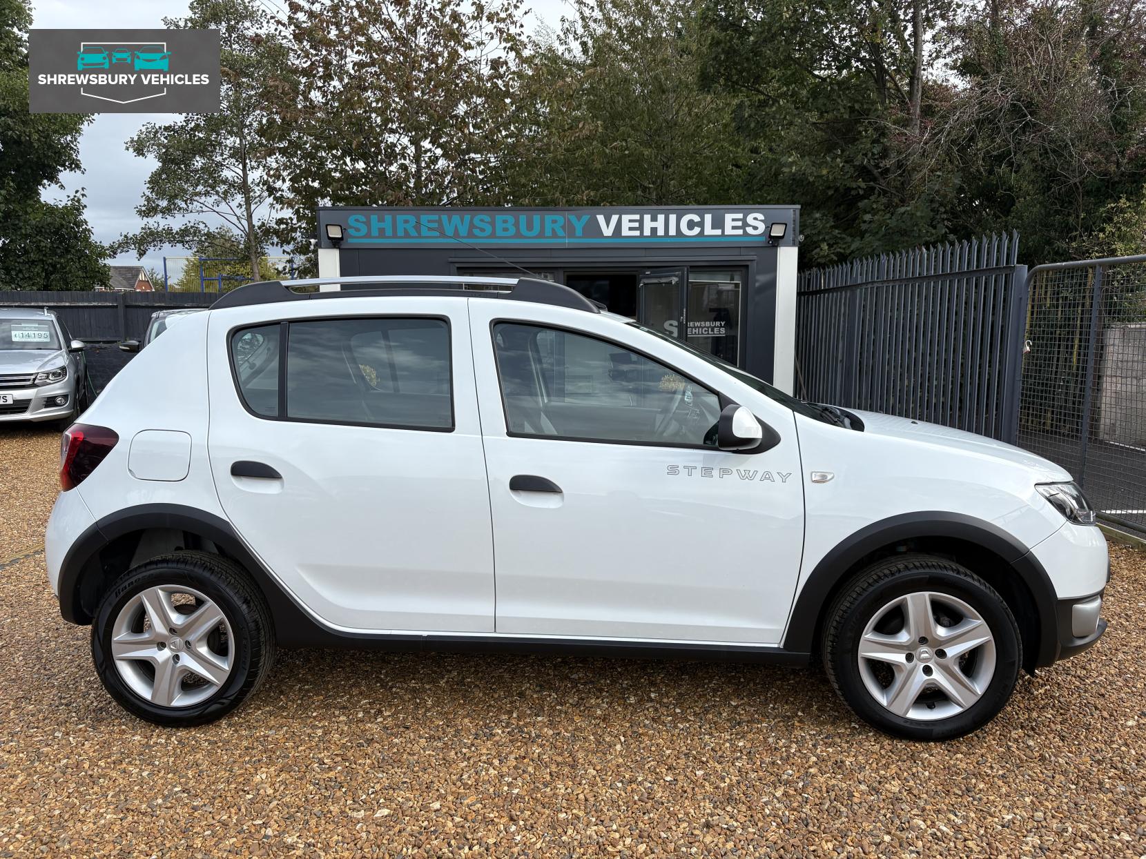 Dacia Sandero Stepway 0.9 TCe Laureate Hatchback 5dr Petrol Manual Euro 6 (s/s) (90 ps)