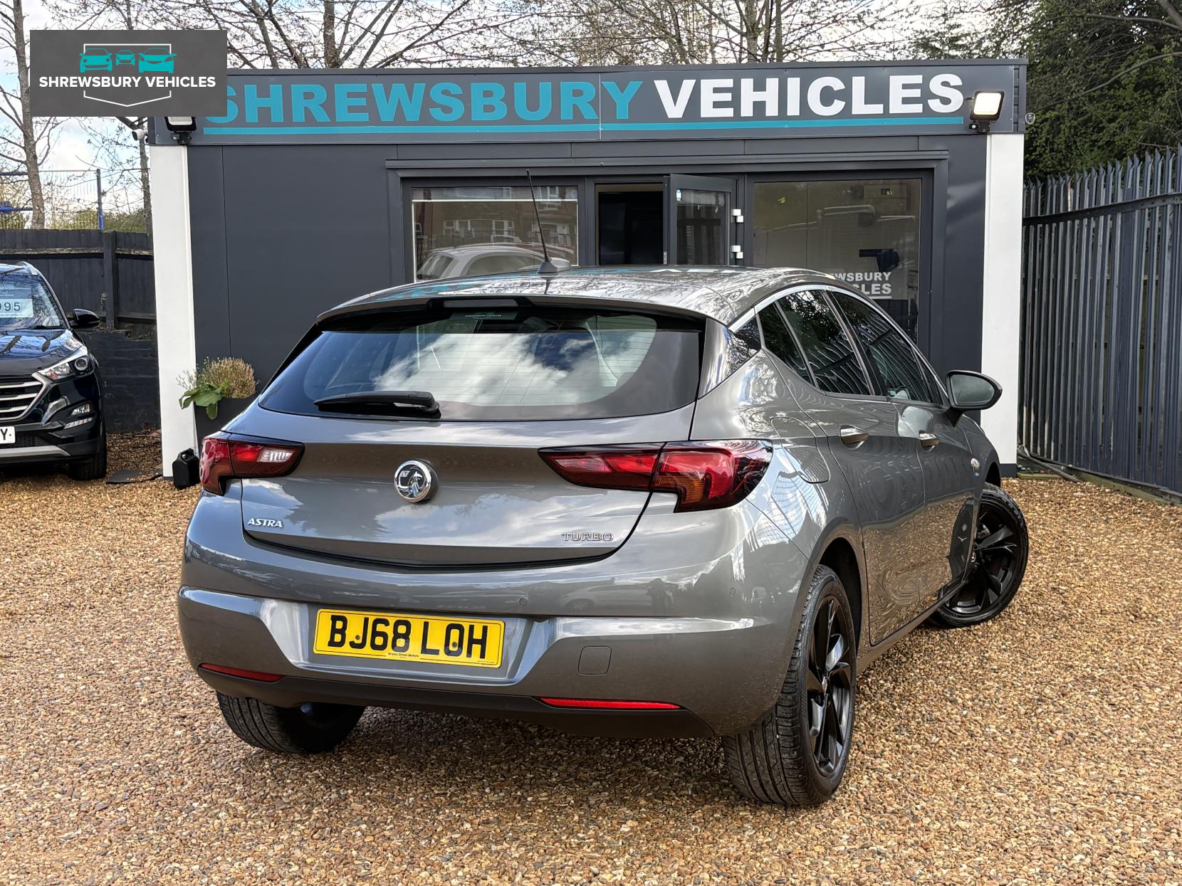 Vauxhall Astra 1.4i Turbo SRi Hatchback 5dr Petrol Manual Euro 6 (150 ps)