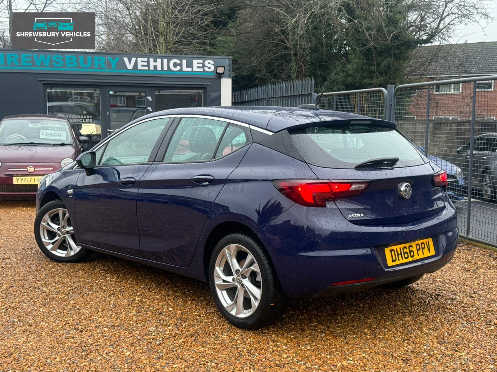 Vauxhall Astra 1.4i SRi Hatchback 5dr Petrol Manual Euro 6 (100 ps)