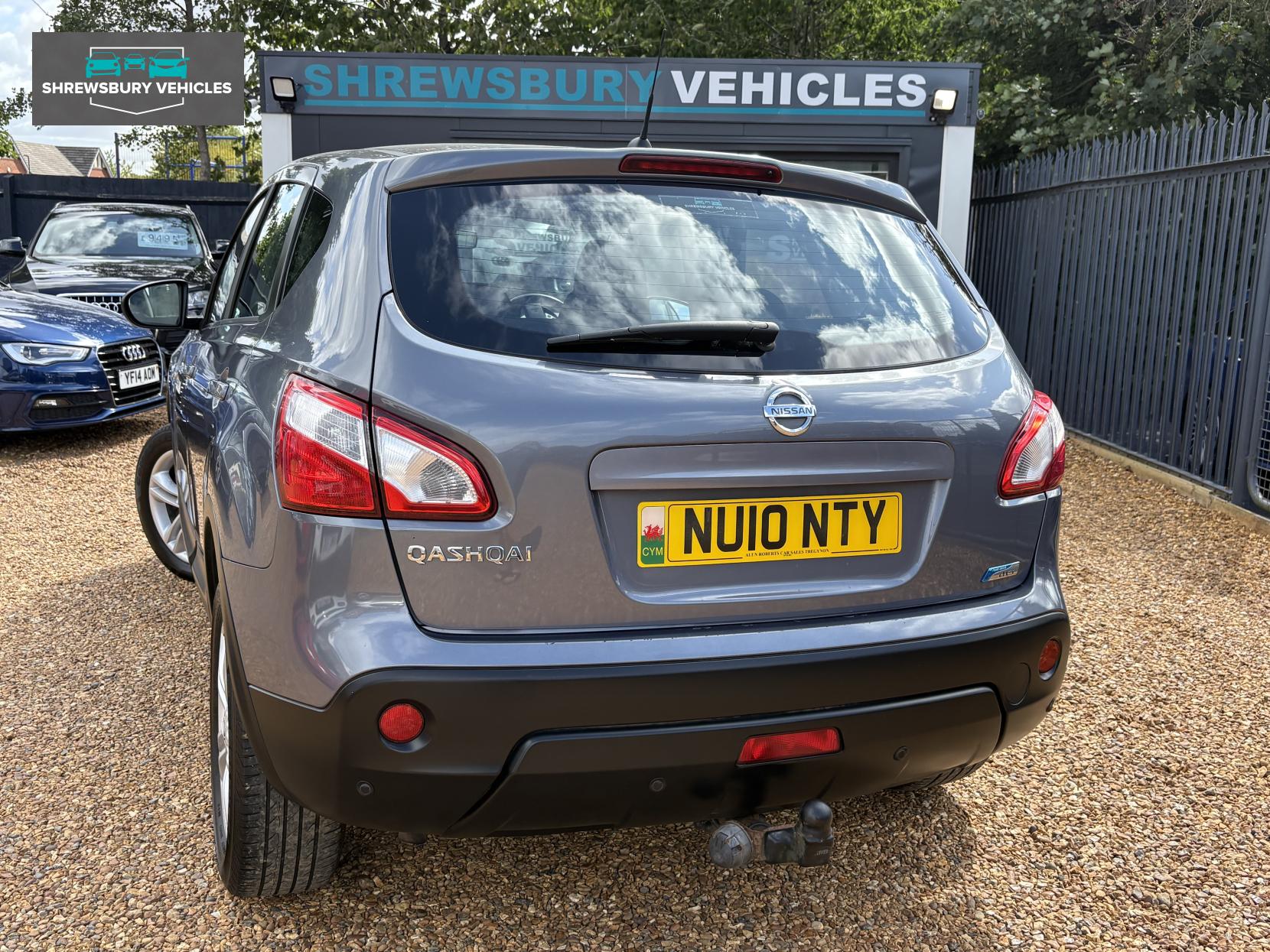 Nissan Qashqai 1.5 dCi Acenta SUV 5dr Diesel Manual 2WD Euro 4 (106 ps)