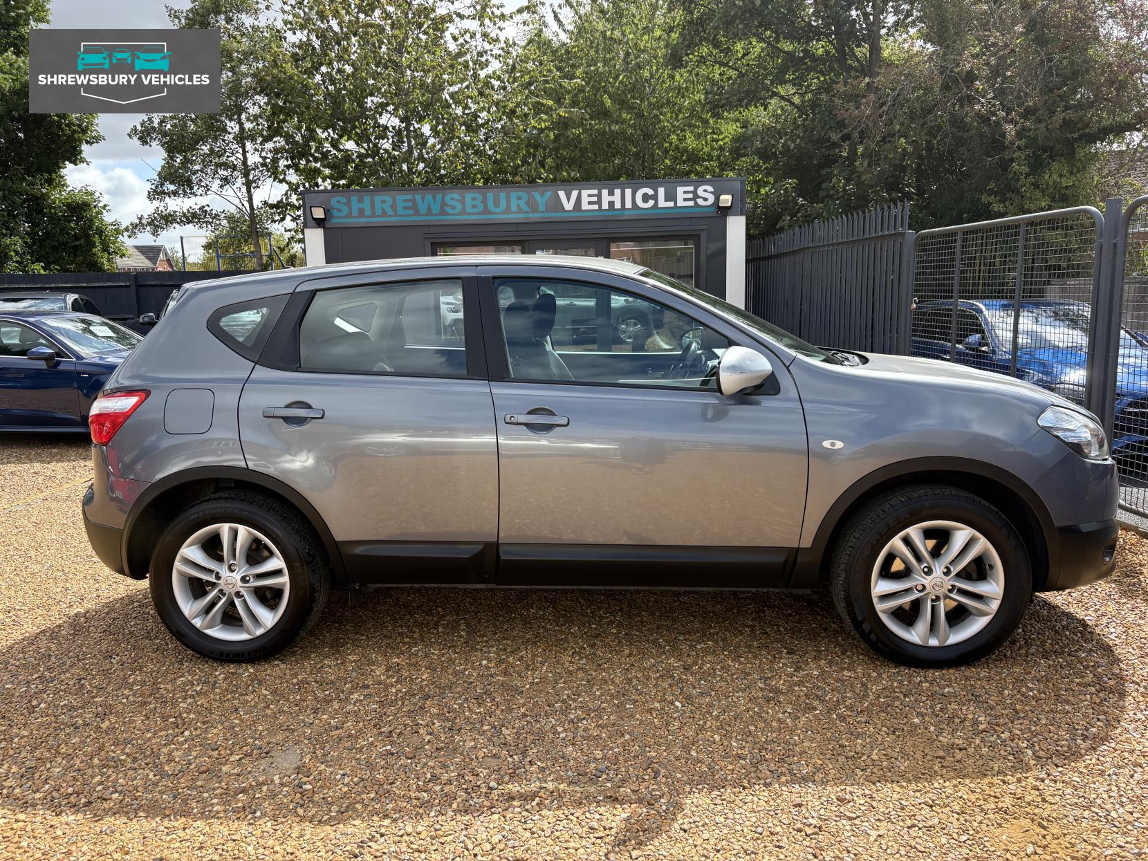 Nissan Qashqai 1.5 dCi Acenta SUV 5dr Diesel Manual 2WD Euro 4 (106 ps)
