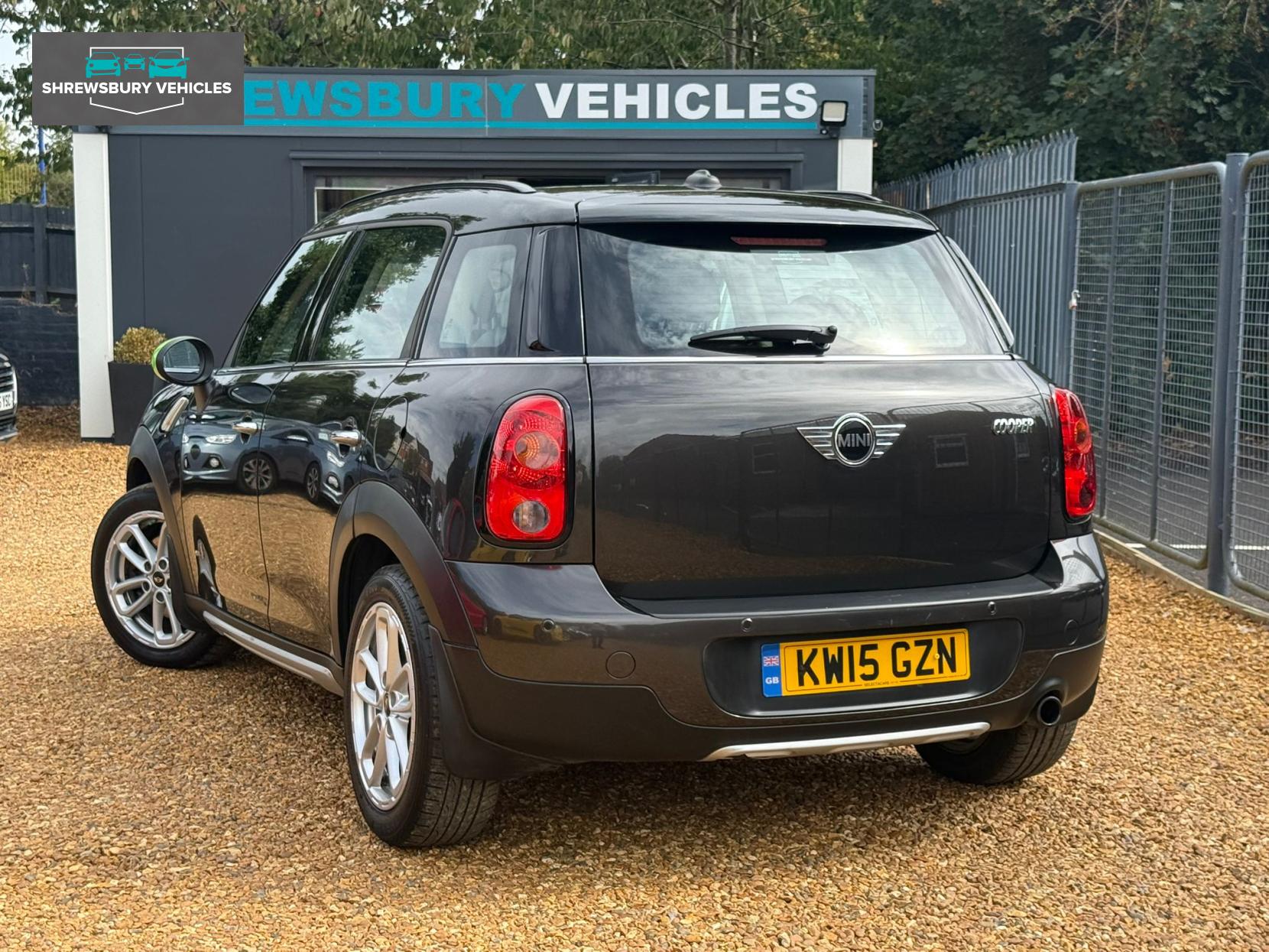 MINI Countryman 1.6 Cooper SUV 5dr Petrol Manual ALL4 Euro 6 (s/s) (122 ps)